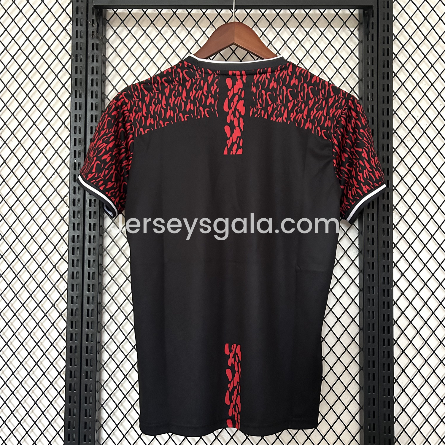 B.A.R.S.A 25-26 Red Lion Silhouette Black Jersey - Fans Version - SOCCERDEALSHOP