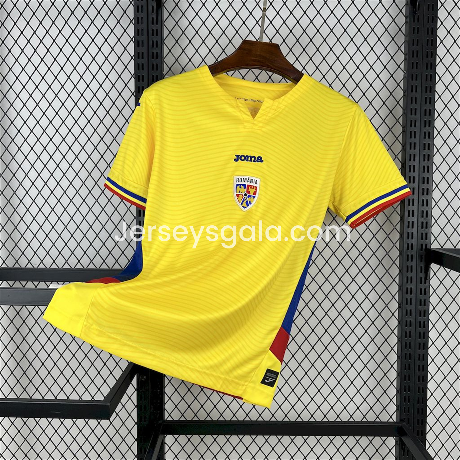 Romania 2025-26 Home Jersey - Fans Version - SOCCERDEALSHOP