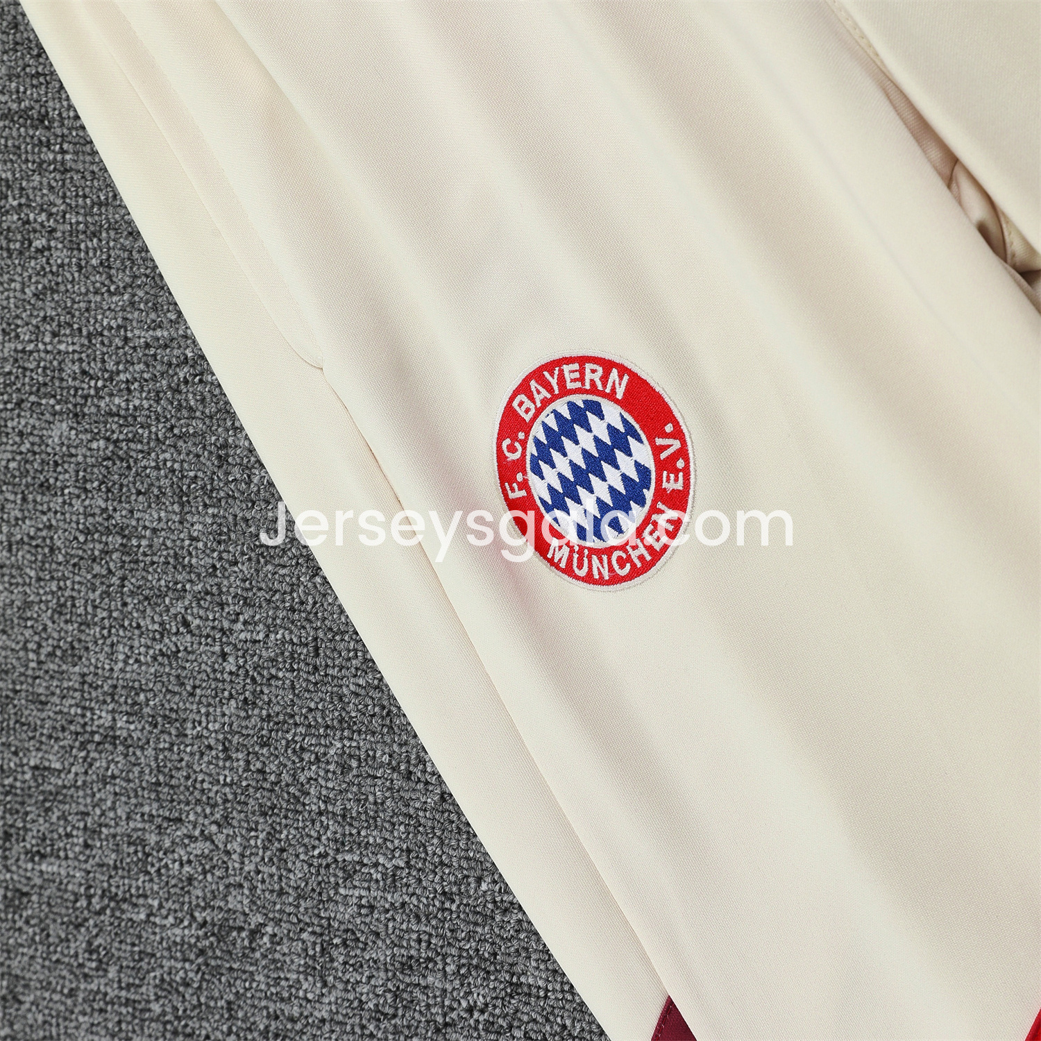 Bayern Munich 24-25 Originals LFSTLR Training Hoodie Set - Beige - SOCCERDEALSHOP