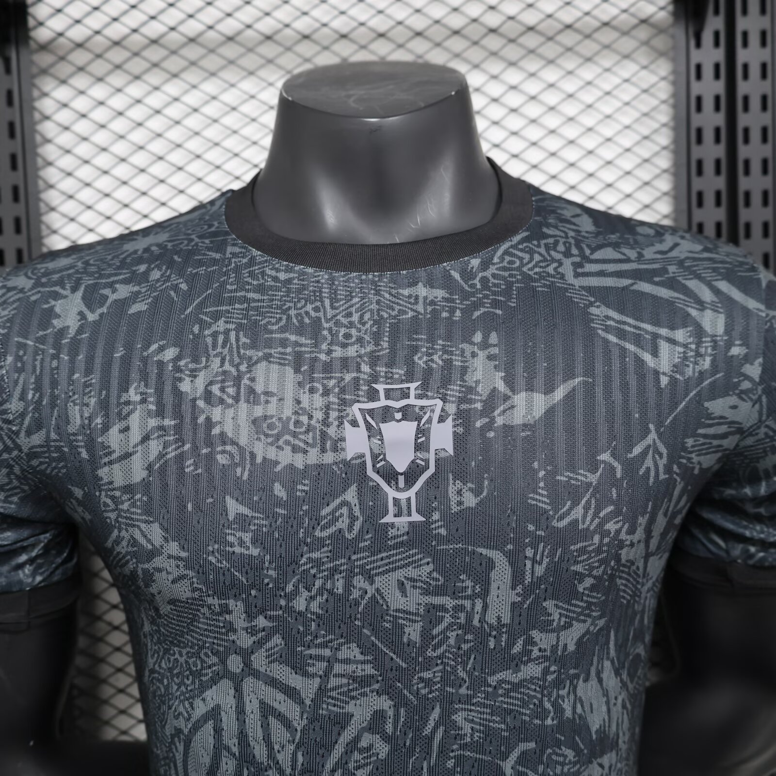 Portugal 2024-25 COMMA C.Ronaldo Black Special Edition Jersey - Player Version - SOCCERDEALSHOP