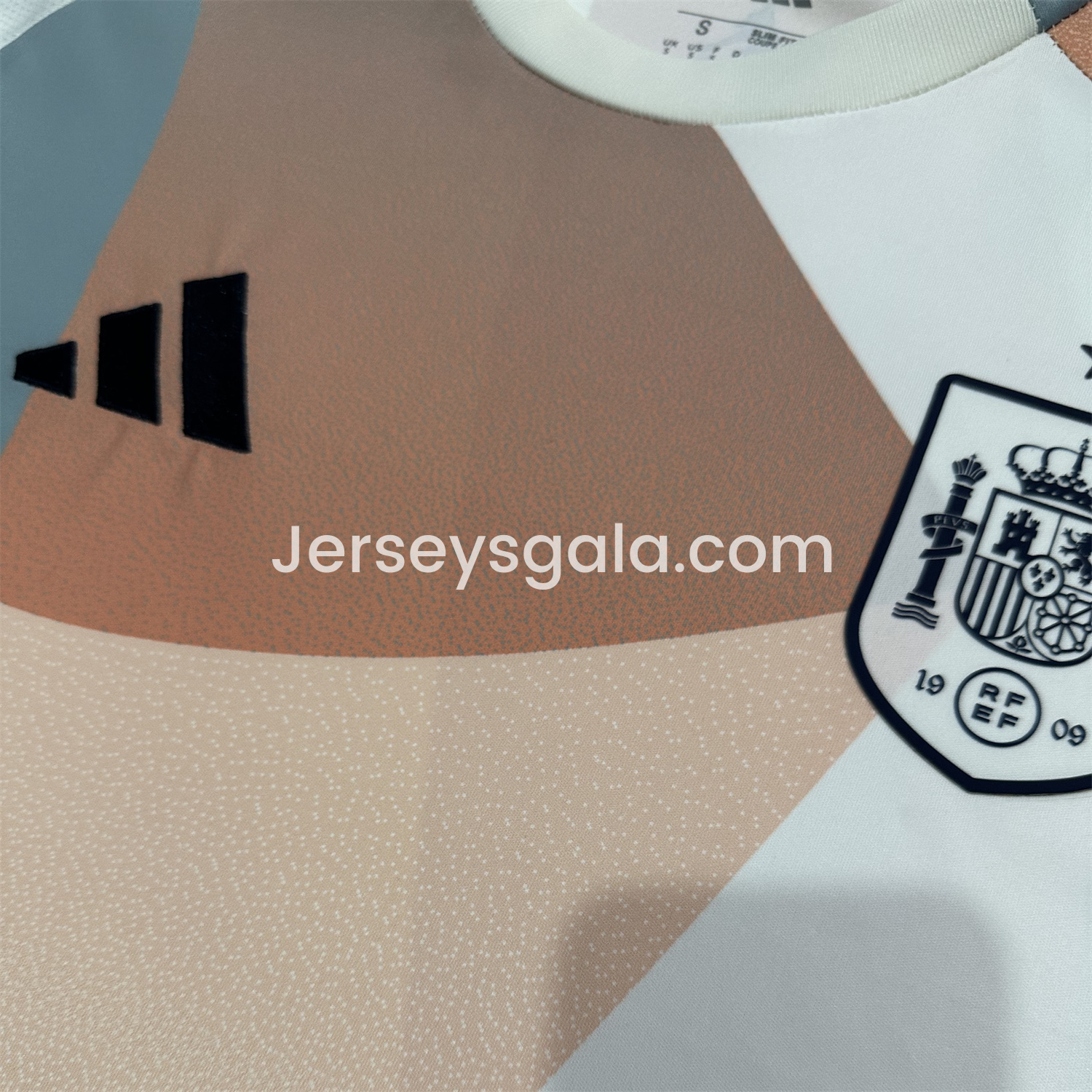 Spain 2025 Women's Team Away Jersey - Men's Fans Version - SOCCERDEALSHOP