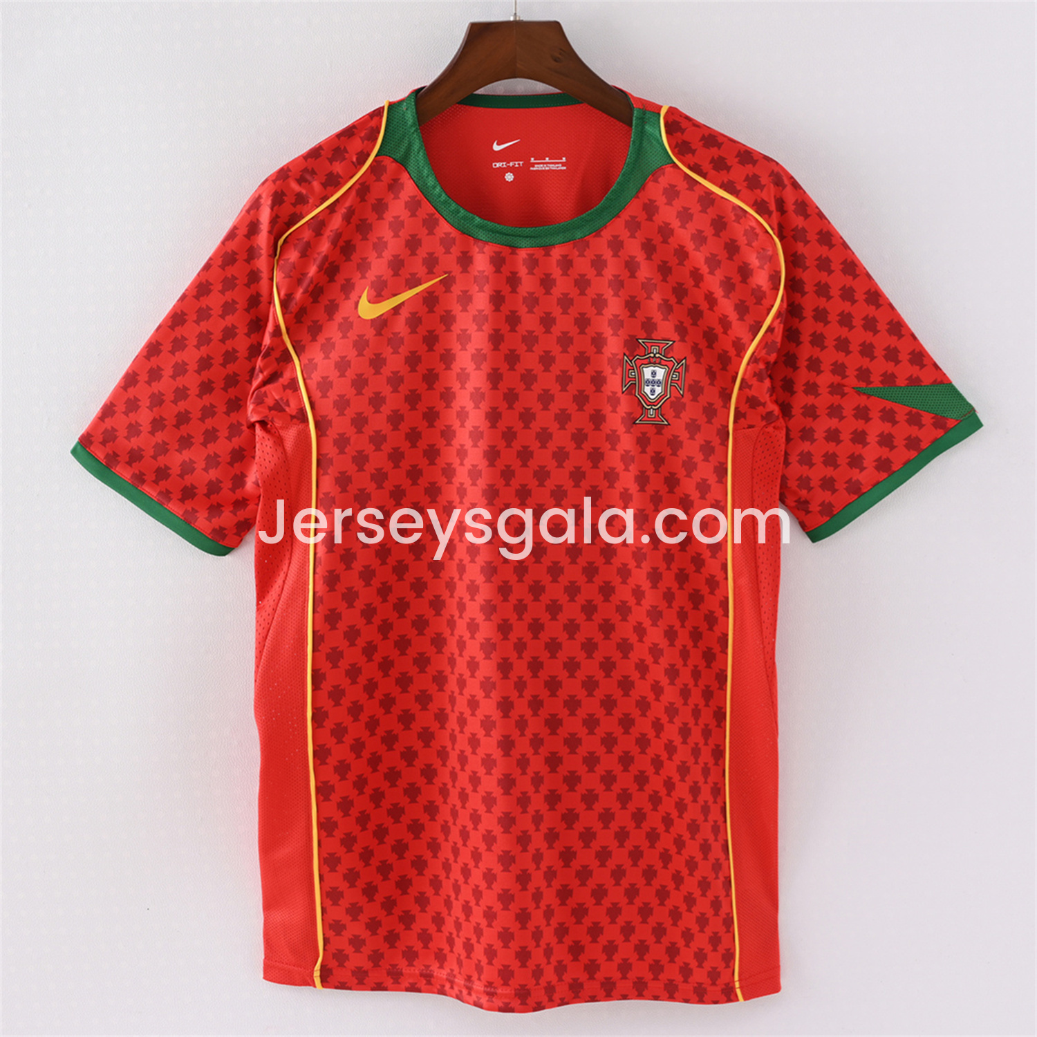 Retro Portugal 2004 Home Jersey - SOCCERDEALSHOP