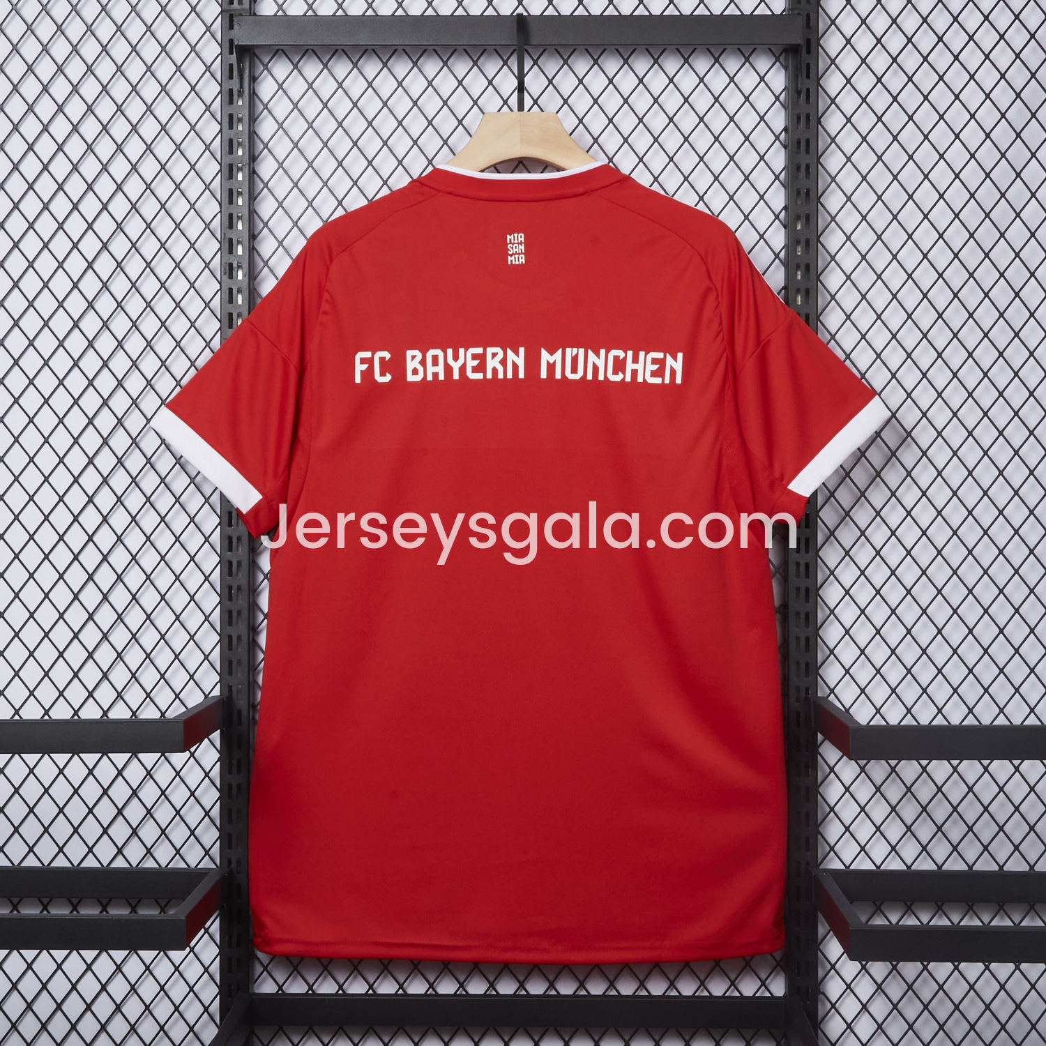 Bayern Munich 25-26 Home Jersey - Fans Version - SOCCERDEALSHOP