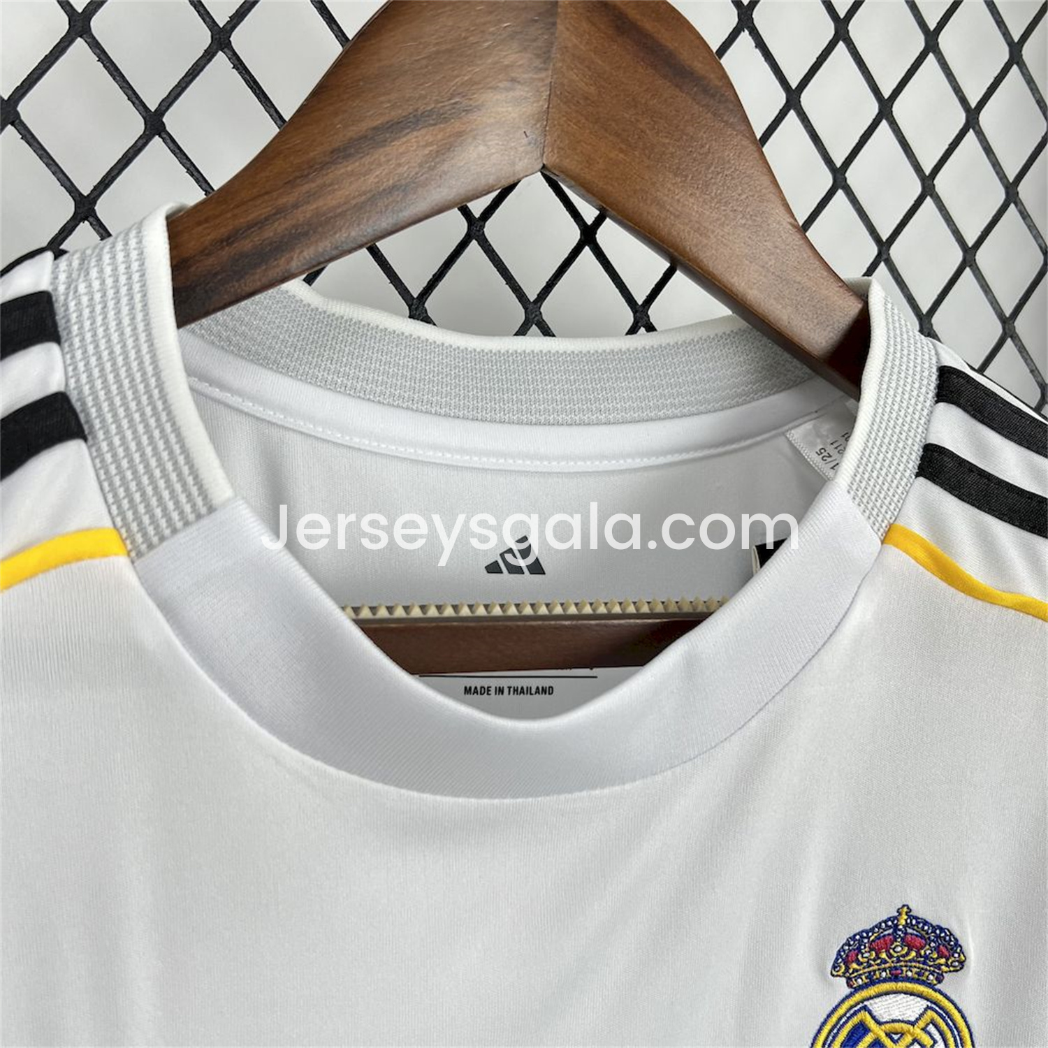 Women's Real Madrid 25-26 Home Jersey - SOCCERDEALSHOP