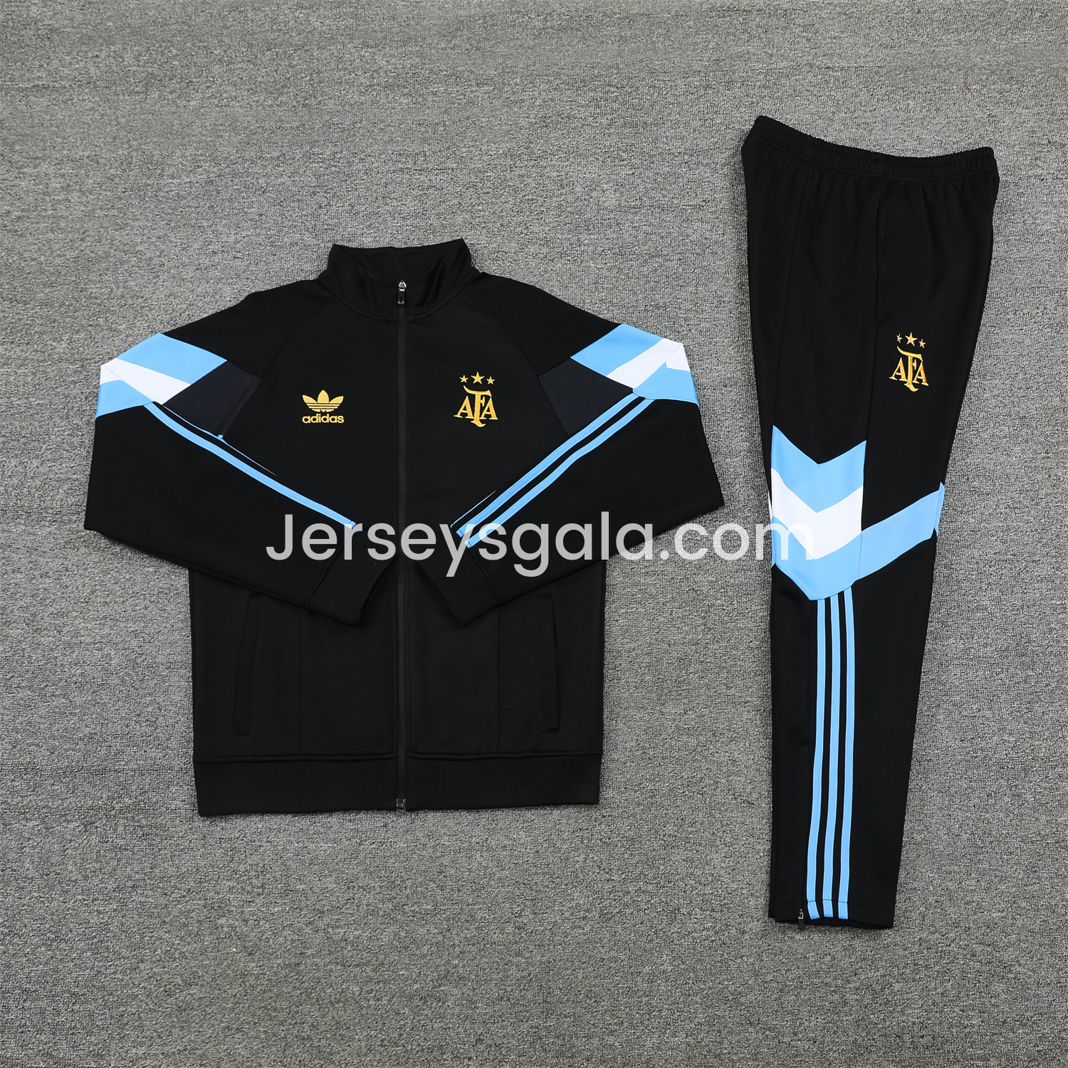 Argentina 24-25 Throwback Jacket Training Tracksuit - Black Jackets & Pants with Blue and White Stripes - SOCCERDEALSHOP