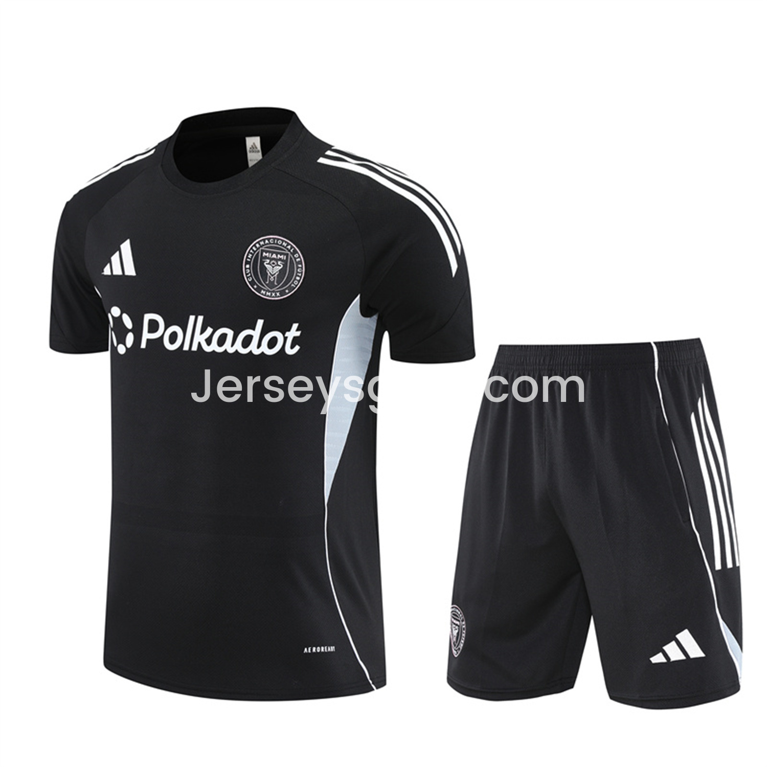 INT M.A.M 25-26 Short-Sleeve Training Set - Black Top and Shorts - SOCCERDEALSHOP