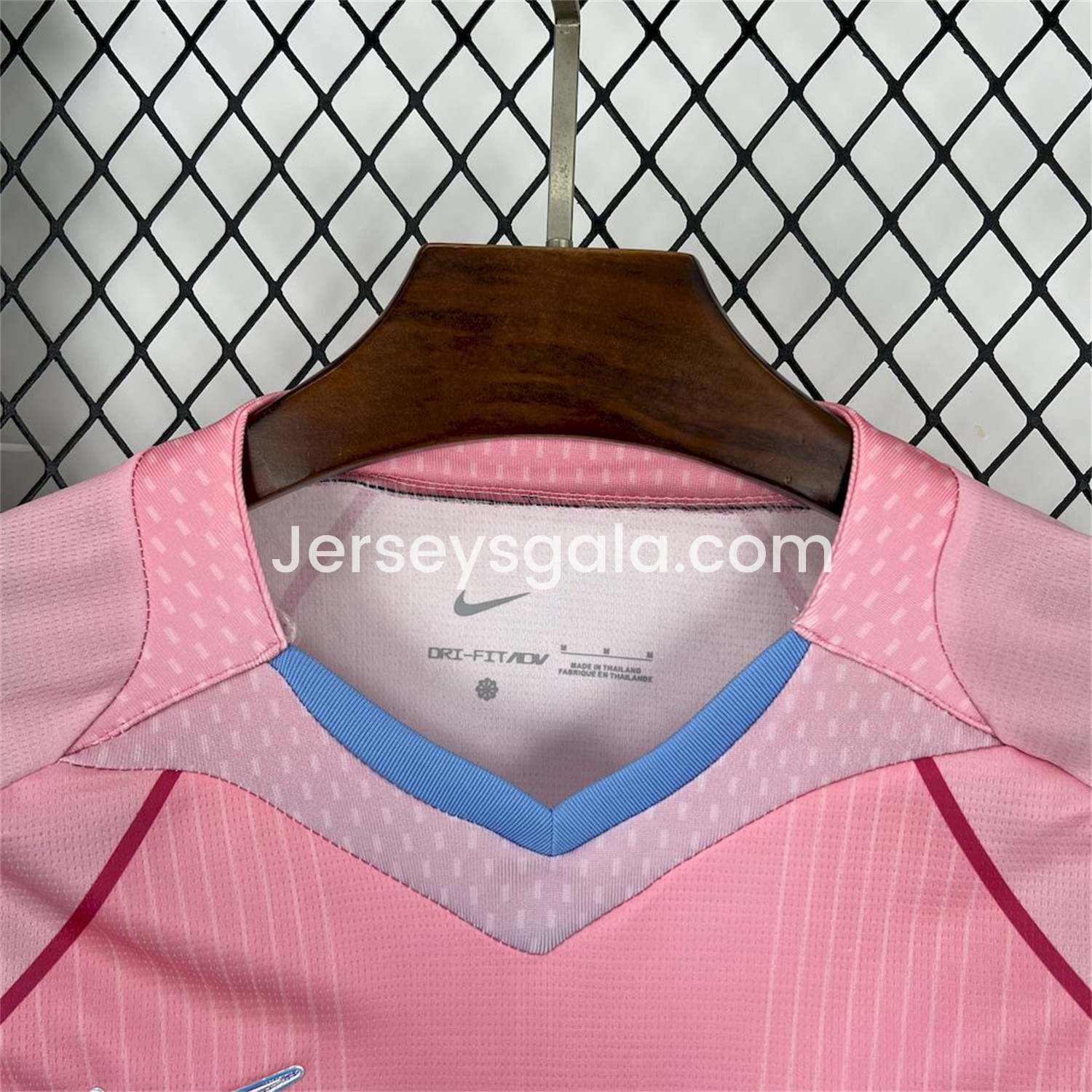 B.A.R.S.A 25-26 T90 White Lines Pink Special Jersey - Fans Version - SOCCERDEALSHOP