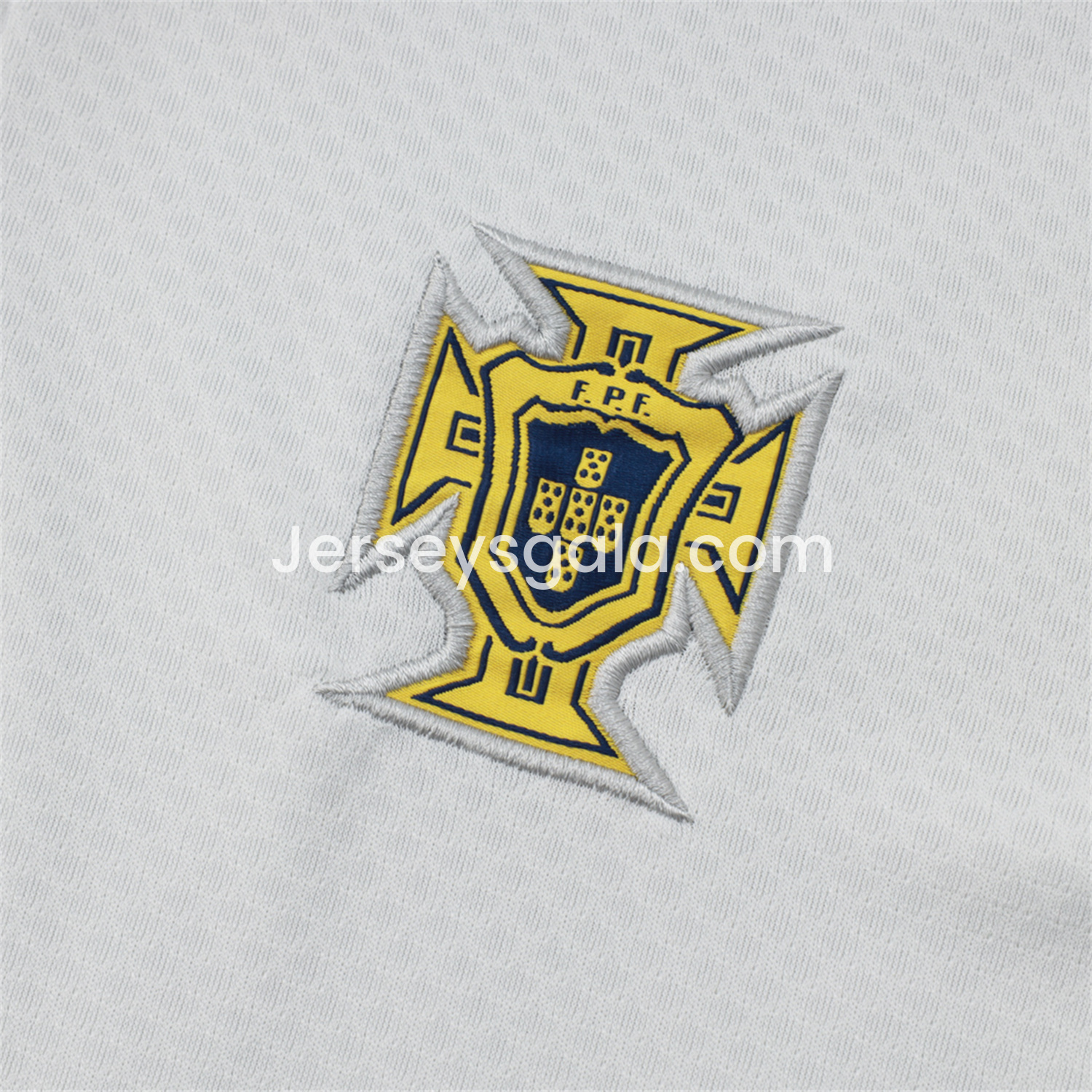 Portugal 25-26 Long Sleeve Training Set - Off White Top and Deep Blue Pants - SOCCERDEALSHOP