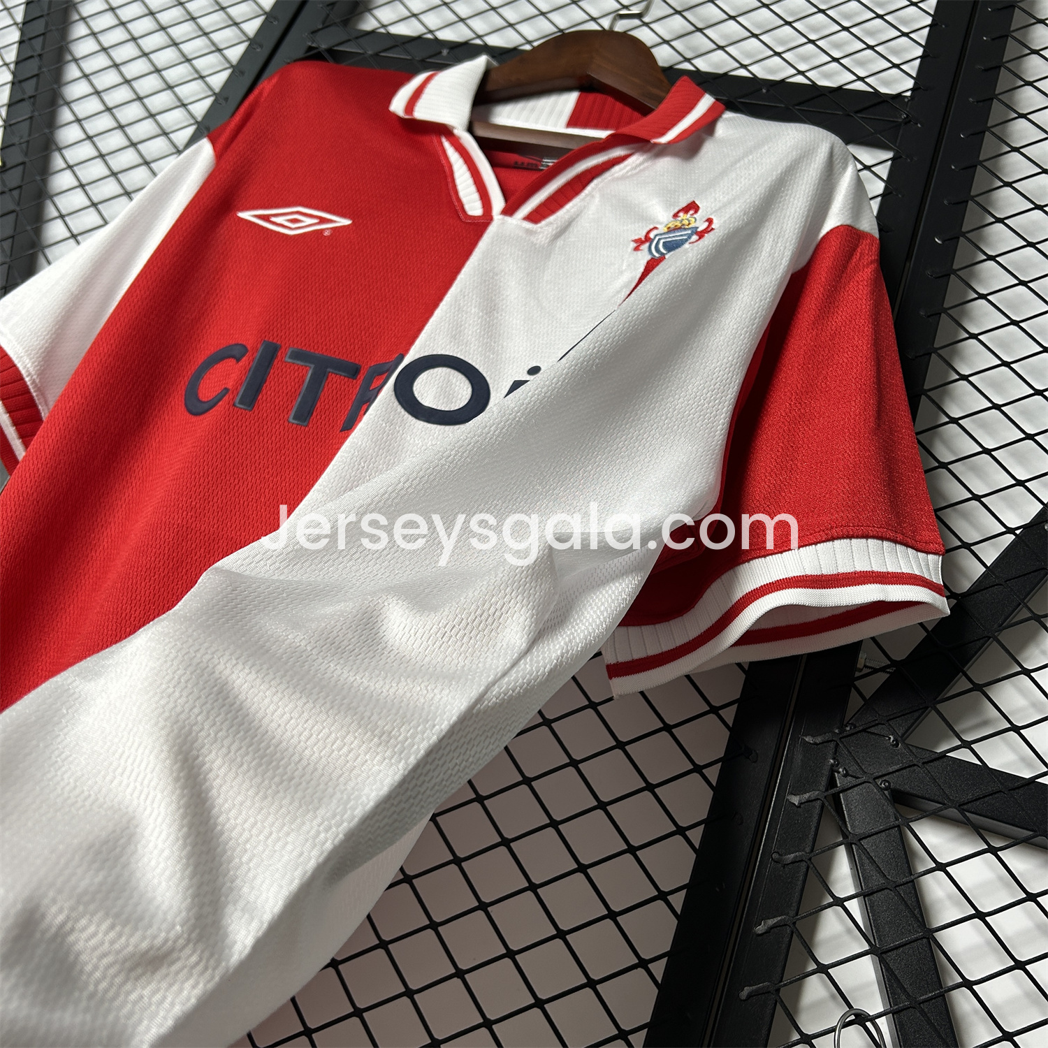Retro Celta Vigo 2001-02 Away Jersey - SOCCERDEALSHOP