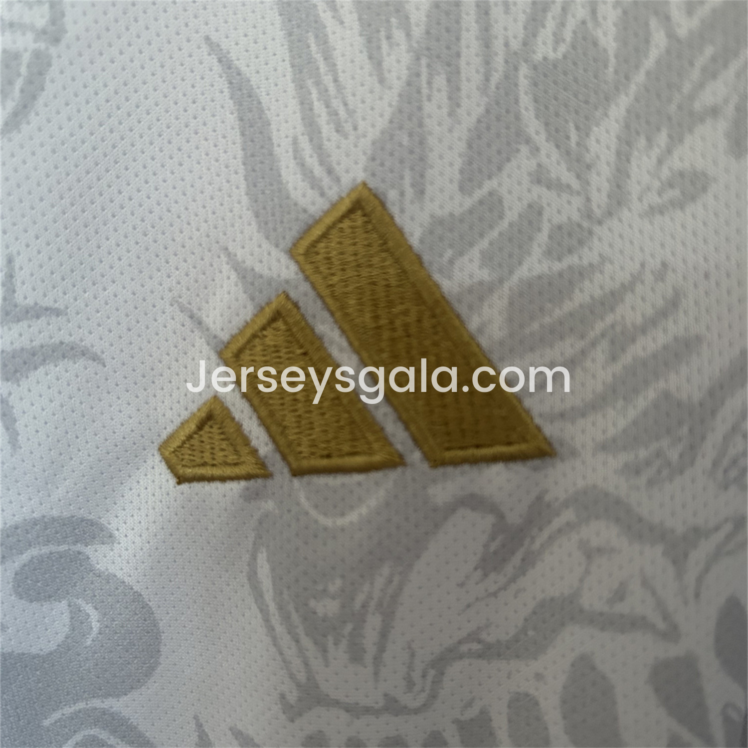 Real Madrid 25-26 Blue Fire Black Dragon Special Edition Jersey - Fans Version - SOCCERDEALSHOP