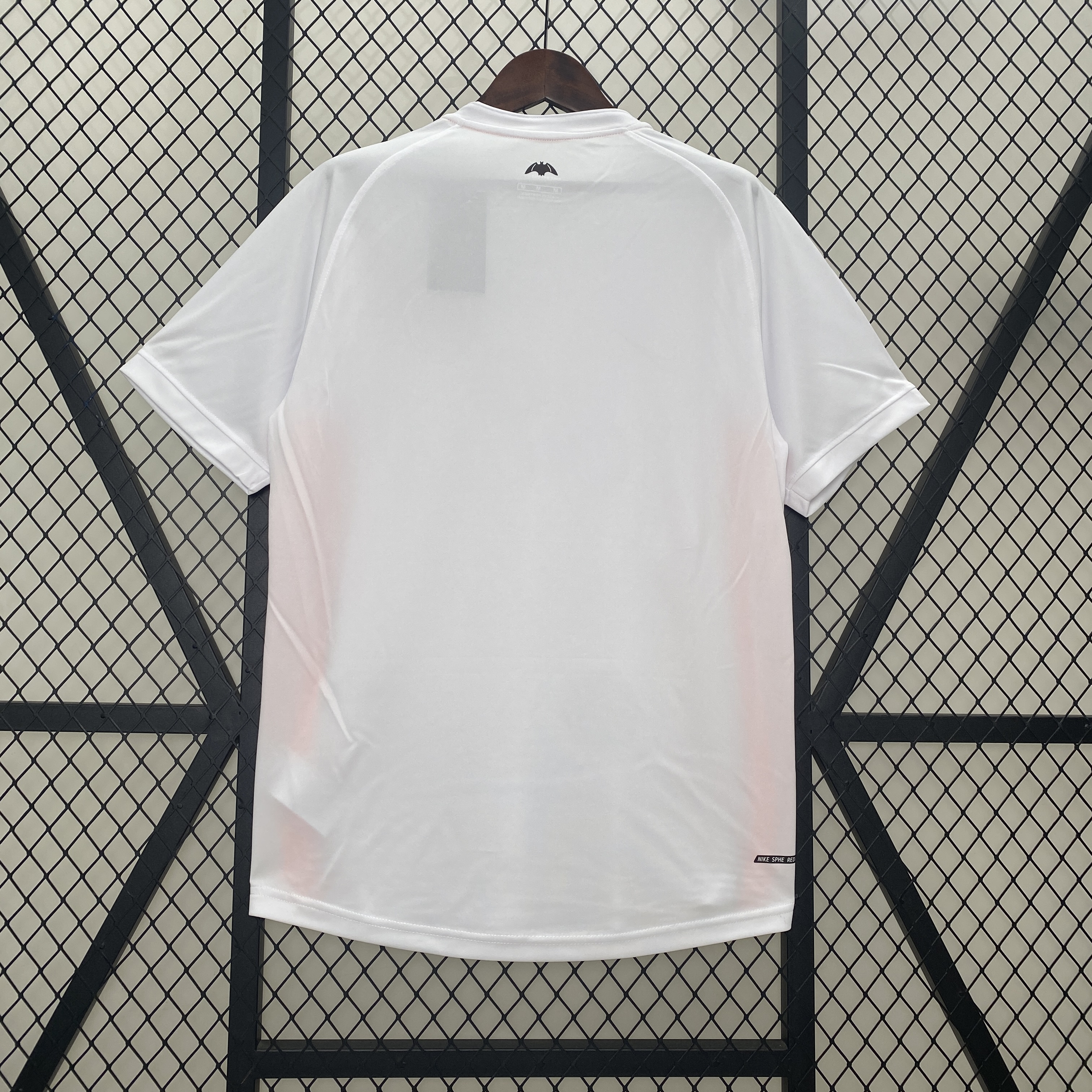 Retro Valencia 2006-07 Home Jersey - SOCCERDEALSHOP