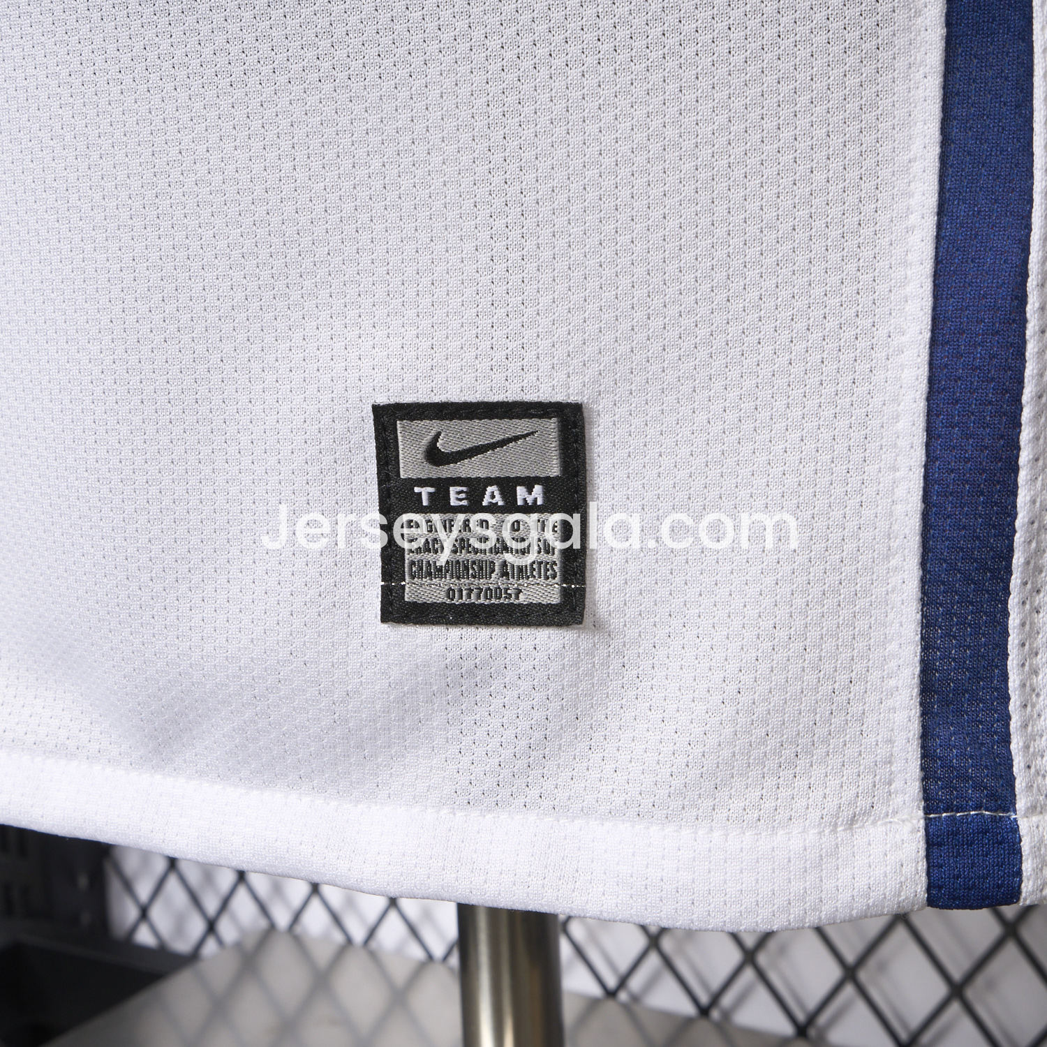 Manchester United Retro 2008-09 Away Jersey - Player Version - SOCCERDEALSHOP