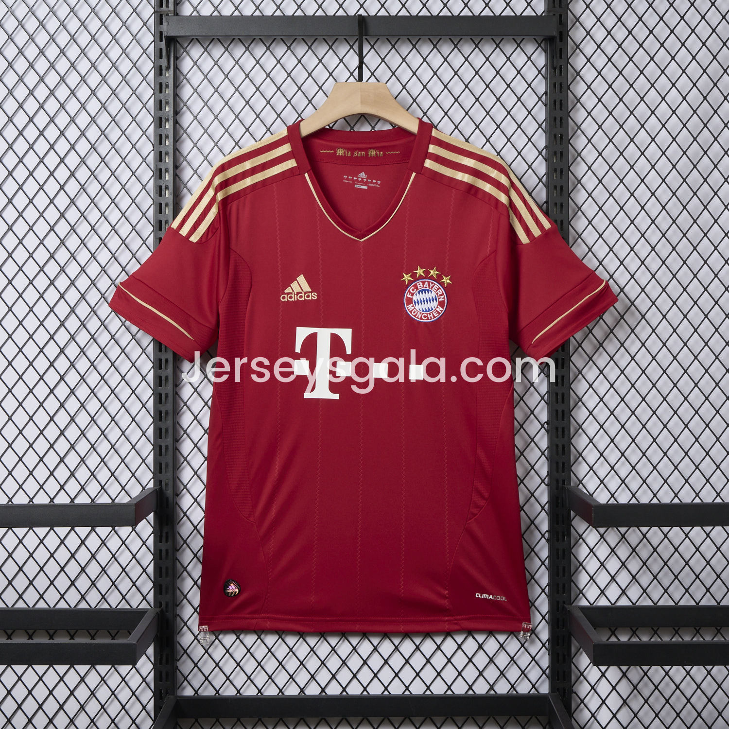 Retro Bayern Munich 2012-13 Home Jersey - SOCCERDEALSHOP