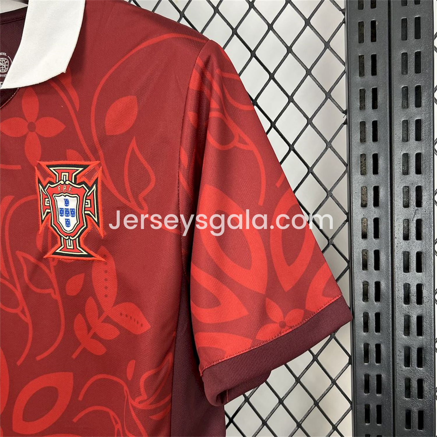 Portugal 2025-26 Red Flower Training Jersey - Fans Version - SOCCERDEALSHOP