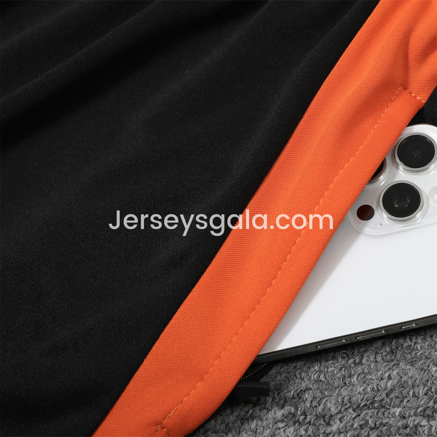 Colombia 25-26 POLO Short-Sleeve Training Set - Black Top and Pants - SOCCERDEALSHOP