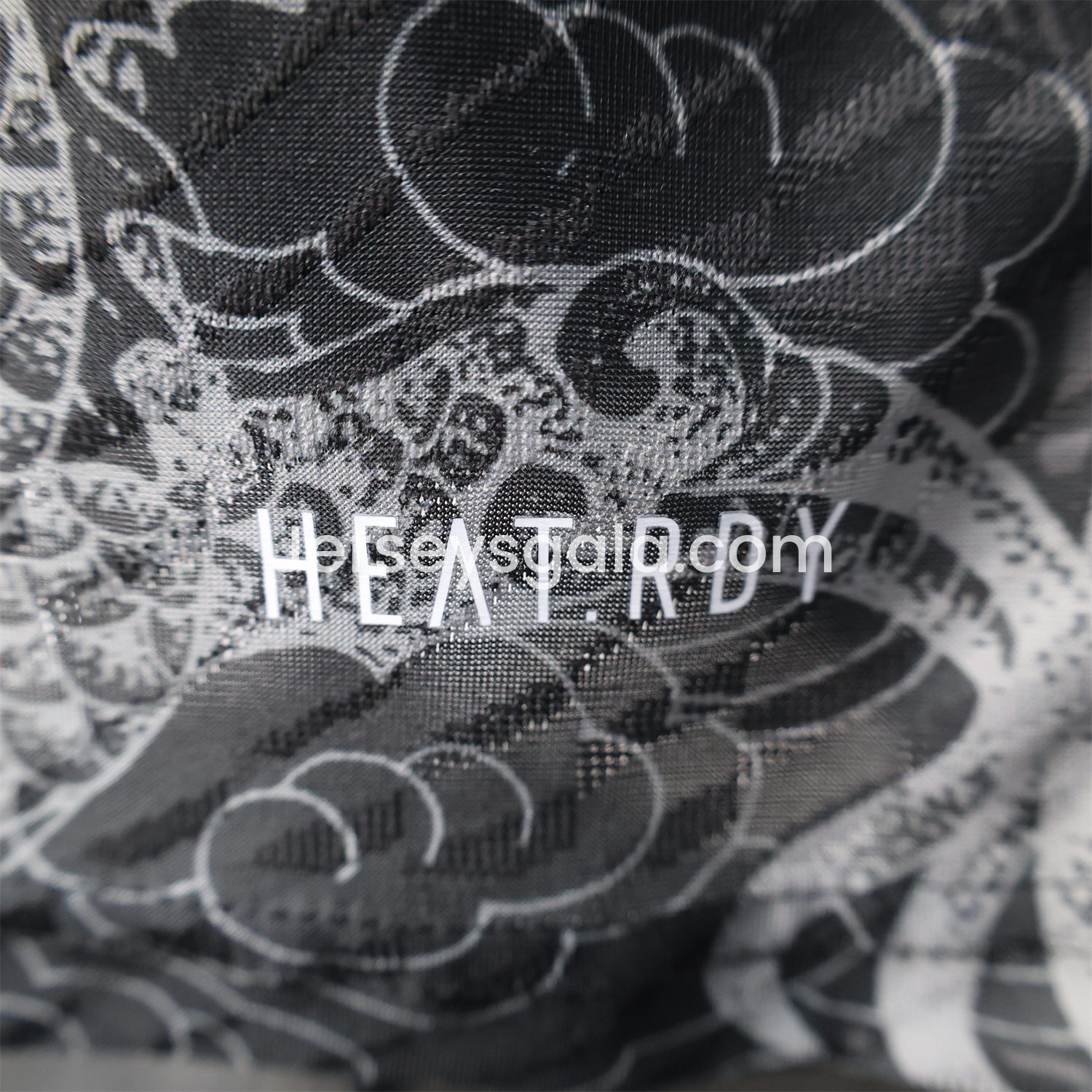 Real Madrid 25-26 Grey Chinese Loong and Auspicious Clouds Line Drawing Black Jersey - Player Version - SOCCERDEALSHOP