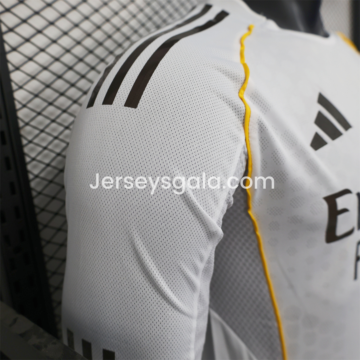 Real Madrid 25-26 Home Long Sleeves Jersey (Leaked Version) - Player Version - SOCCERDEALSHOP