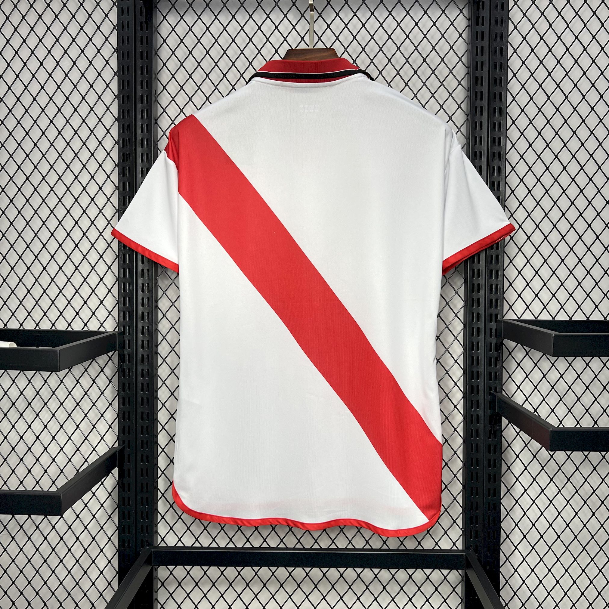 Retro Rayo Vallecano 2001-02 Home Jersey - SOCCERDEALSHOP