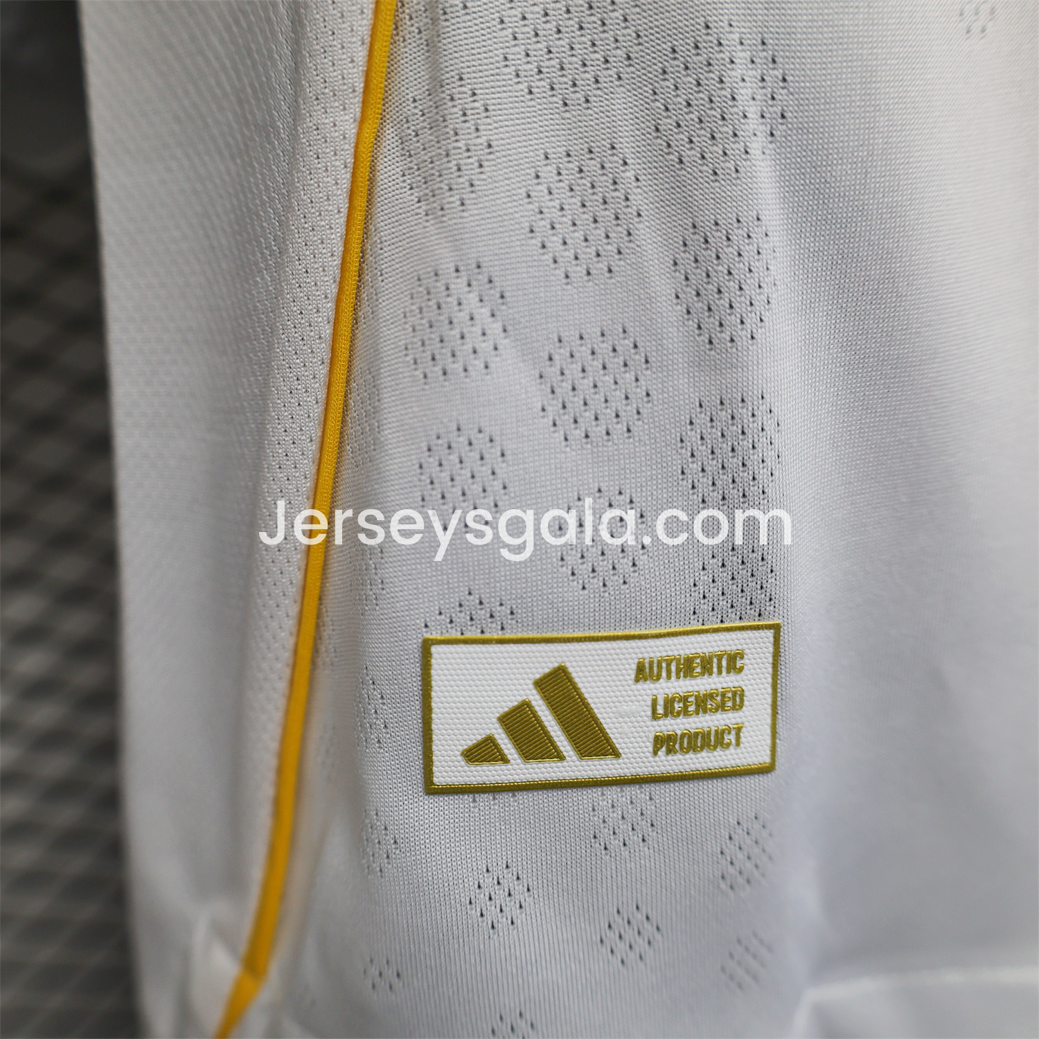 Real Madrid 25-26 Home Long Sleeves Jersey (Leaked Version) - Player Version - SOCCERDEALSHOP