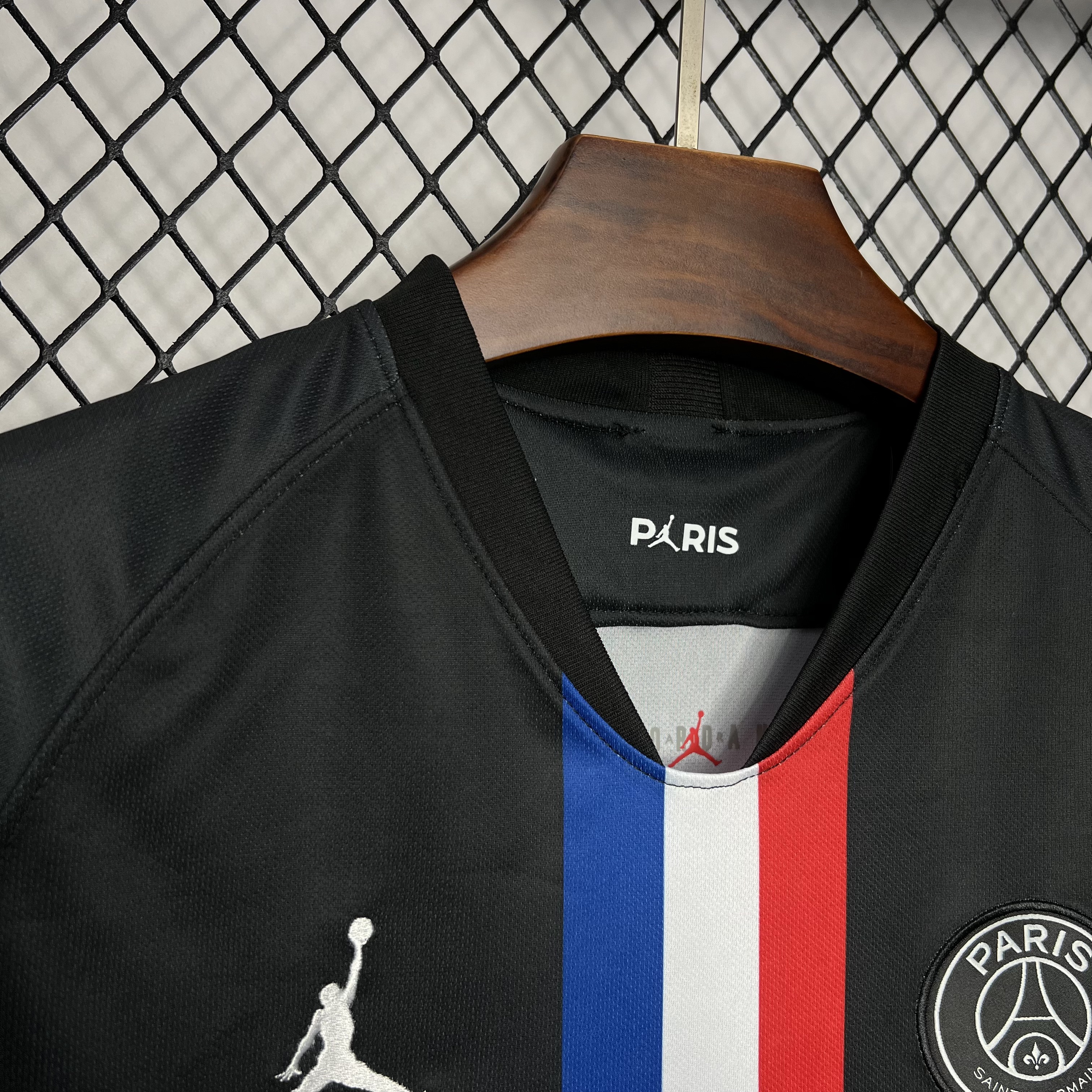 Retro Paris Saint-Germain PSG 2019-20 Fourth Jersey - SOCCERDEALSHOP