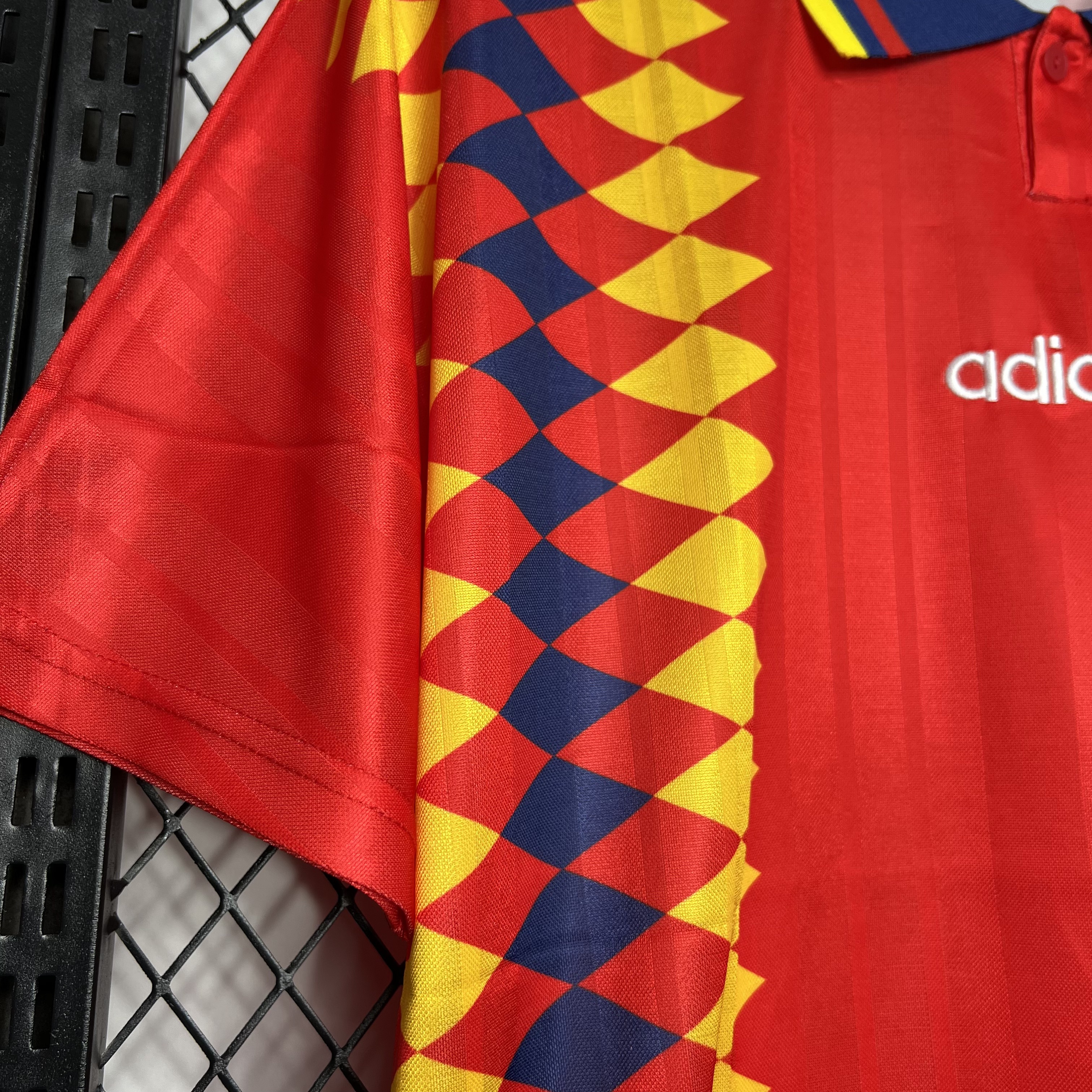 Retro Spain 1994 Home Stadium Jersey - SOCCERDEALSHOP