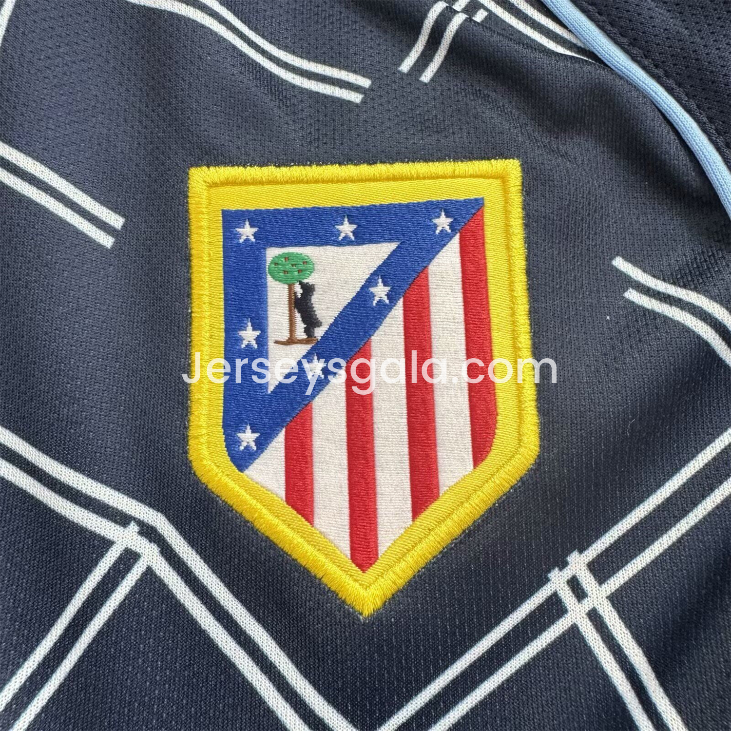 Retro Atletico Madrid 2004-05 Away S.p.i.d.e.r M.a.n Special Long Sleeves Kids Kit - SOCCERDEALSHOP