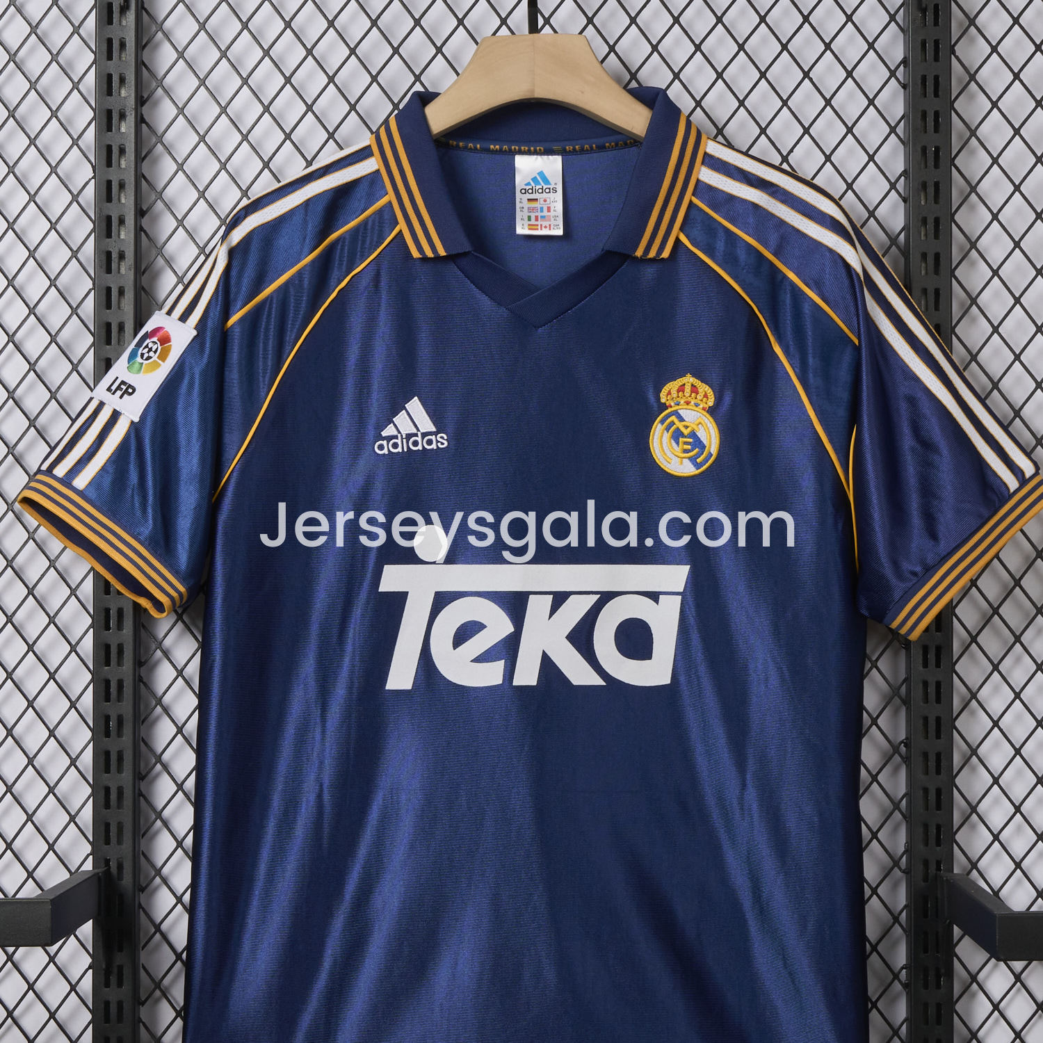 Retro Real Madrid 1998-99 Third Jersey - SOCCERDEALSHOP