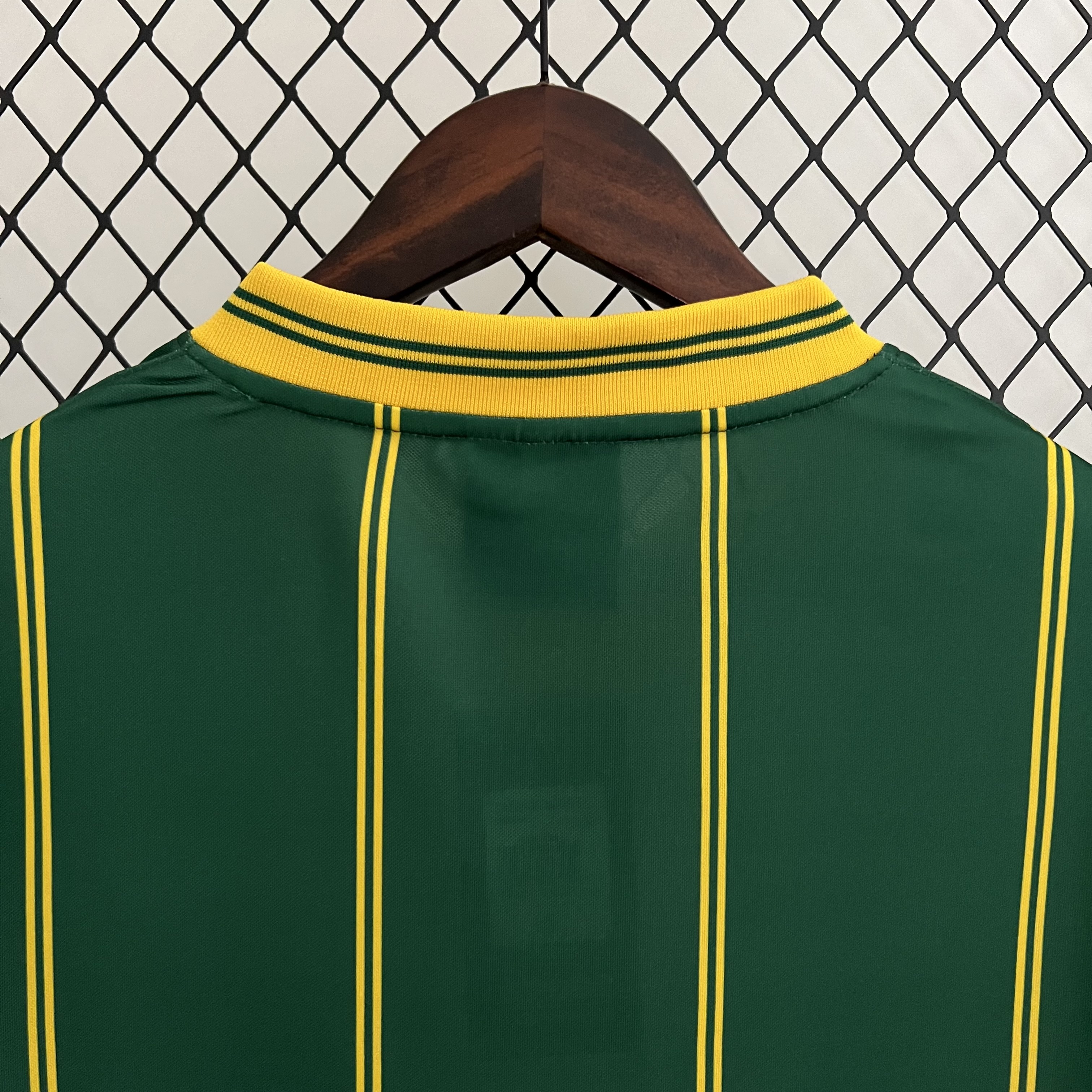 Retro Leicester City 1984 Away Jersey - SOCCERDEALSHOP