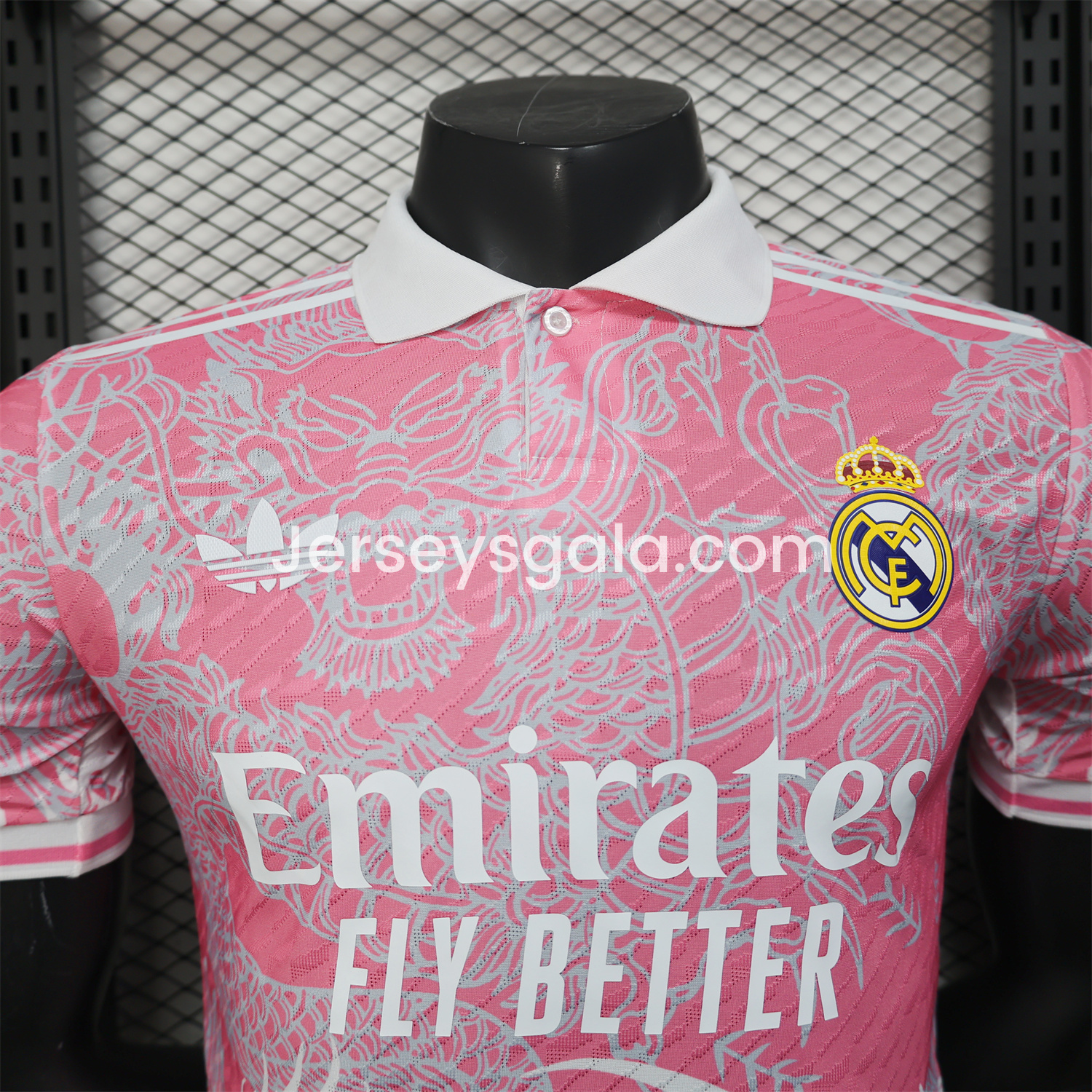 Real Madrid 25-26 Pink and White Gradient Chinese and Western Style Dragon Jersey - Player Version - SOCCERDEALSHOP