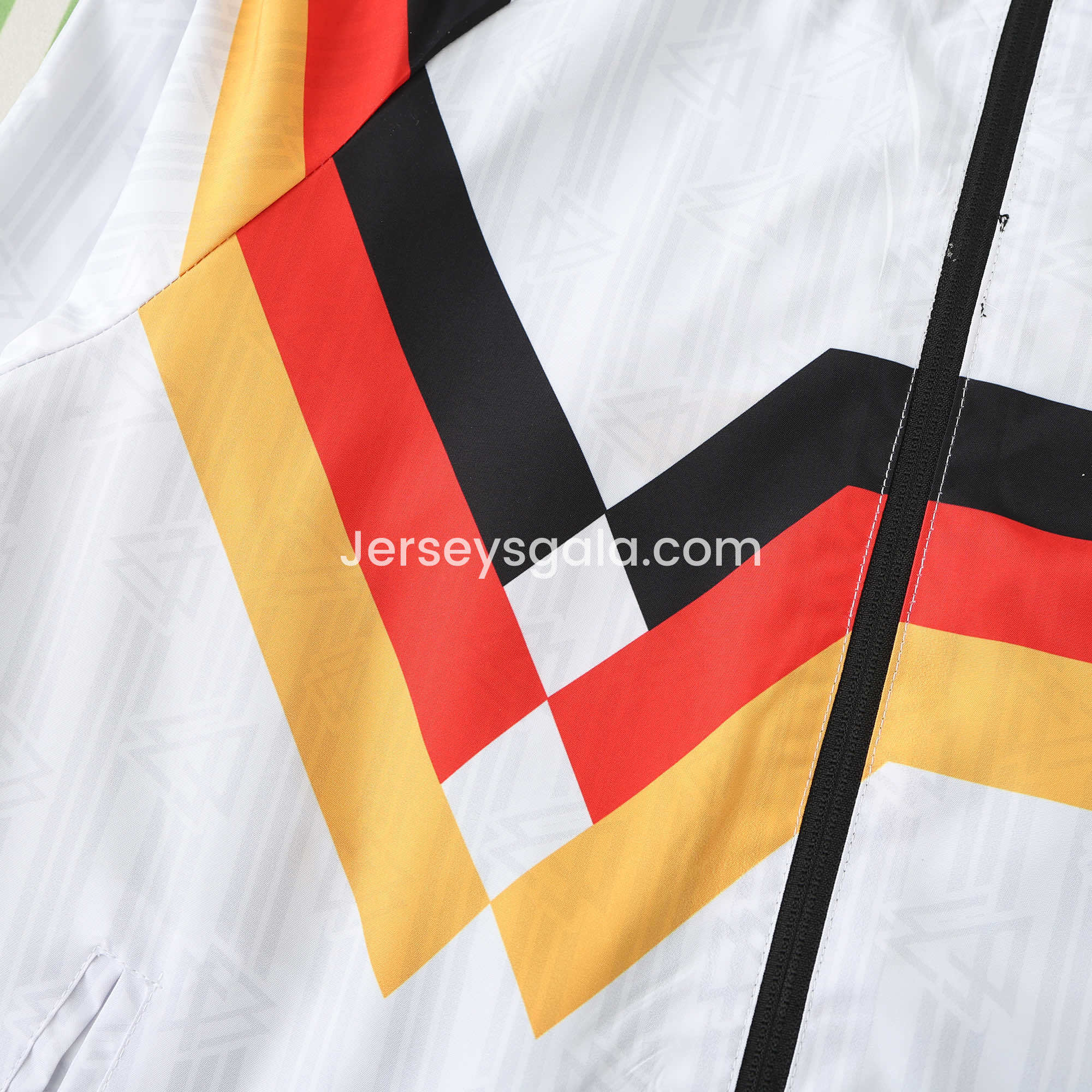 Retro Germany 1990 Double Sided Reversible Windbreaker - White & Black - SOCCERDEALSHOP