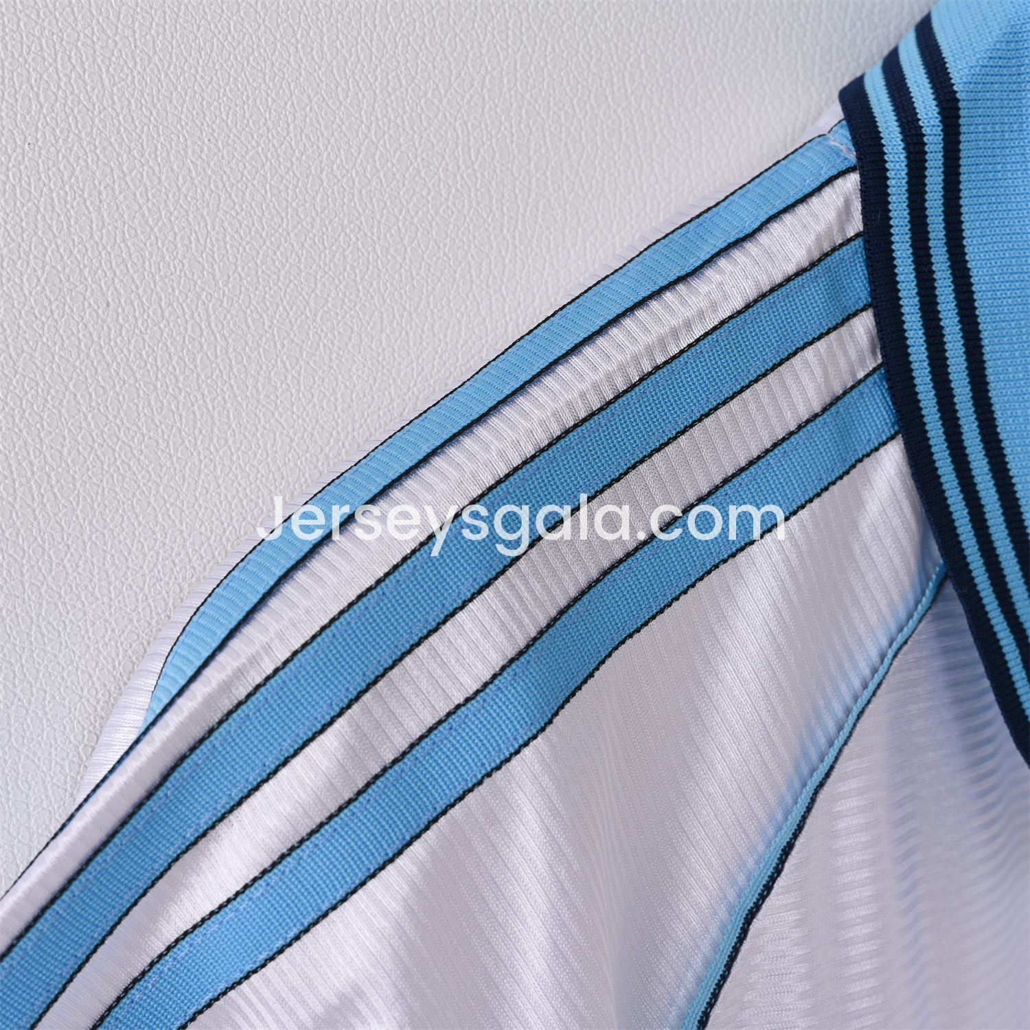 Retro Marseille 1998-99 Home Jersey - SOCCERDEALSHOP
