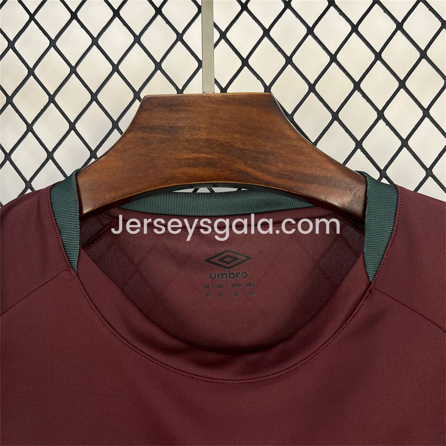 Fluminense 25-26 Deep Red Training Jersey - Fans Version - SOCCERDEALSHOP
