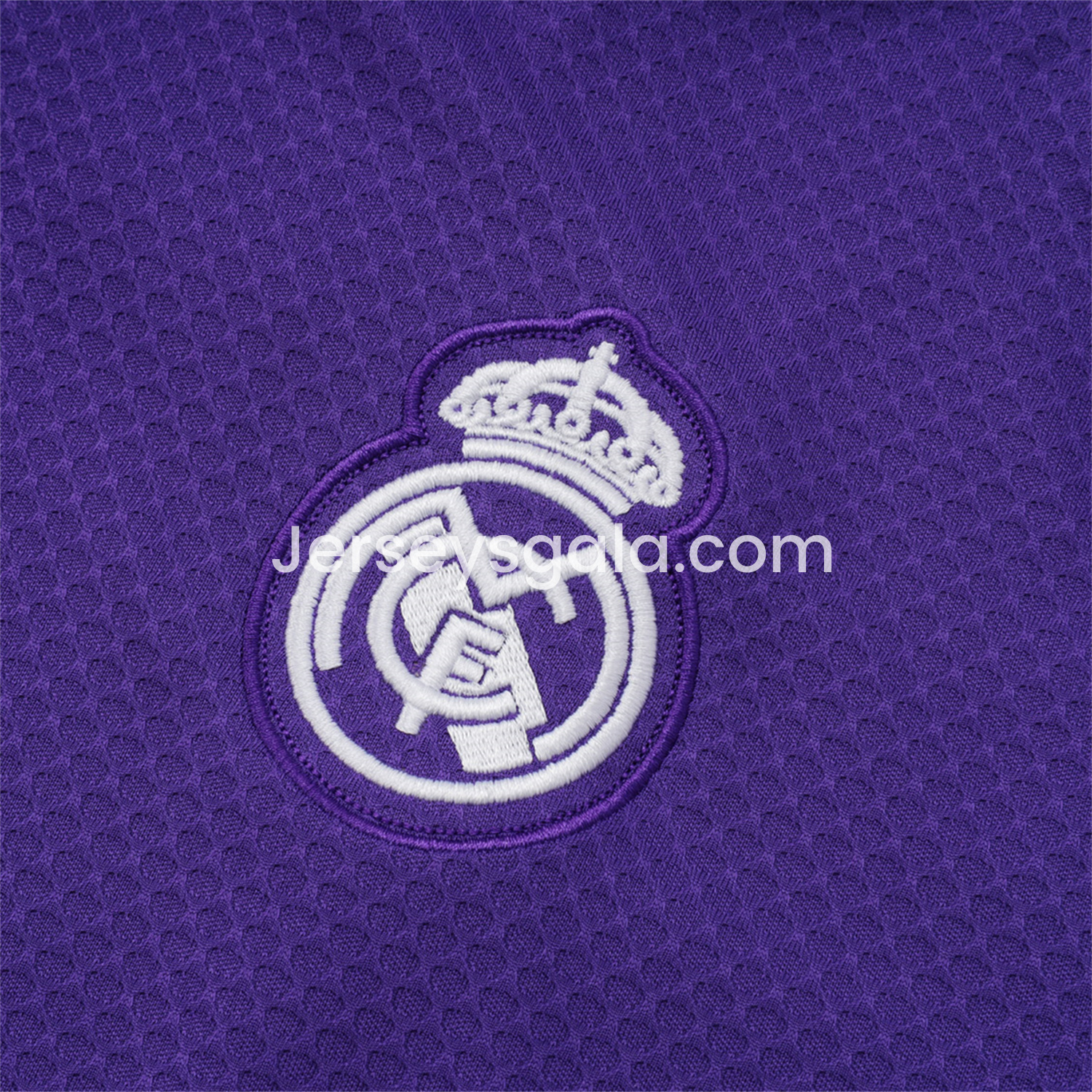 Real Madrid 25-26 Throwback Trefoil Short-Sleeve Training Set - Purple - SOCCERDEALSHOP