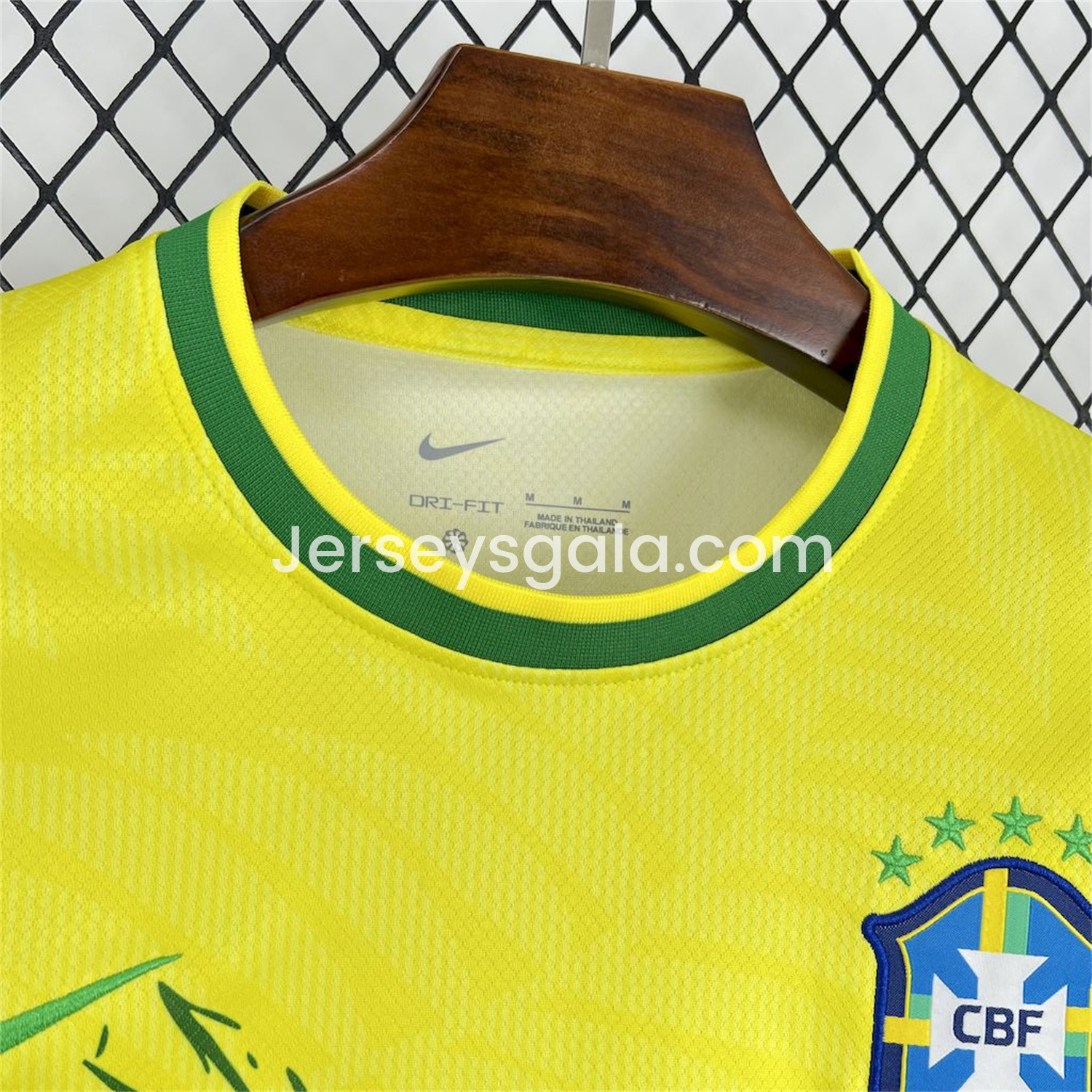 Brazil 25-26 Green Dove Yellow Jersey - Fans Version - SOCCERDEALSHOP