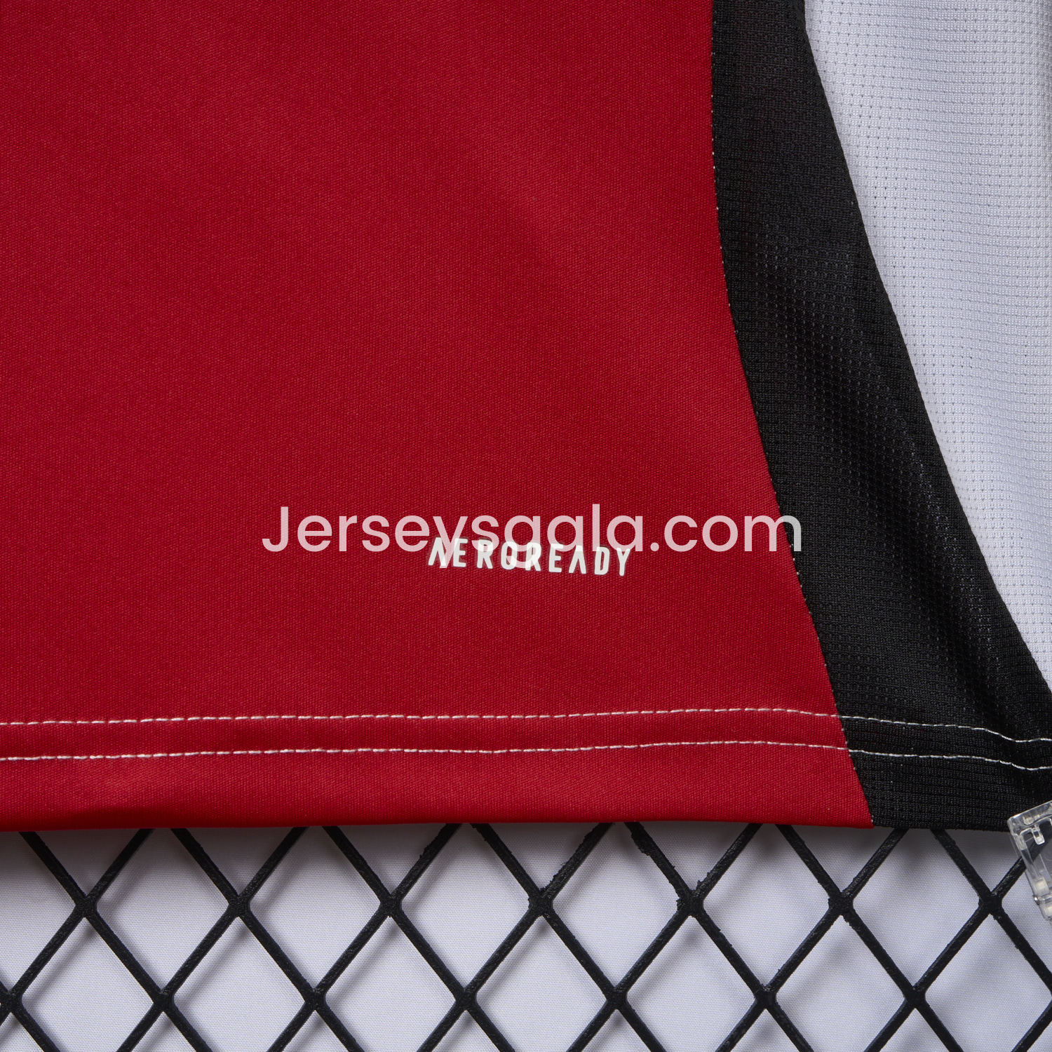 Frankfurt 25-26 Home Stadium Jersey - Fans Version - SOCCERDEALSHOP