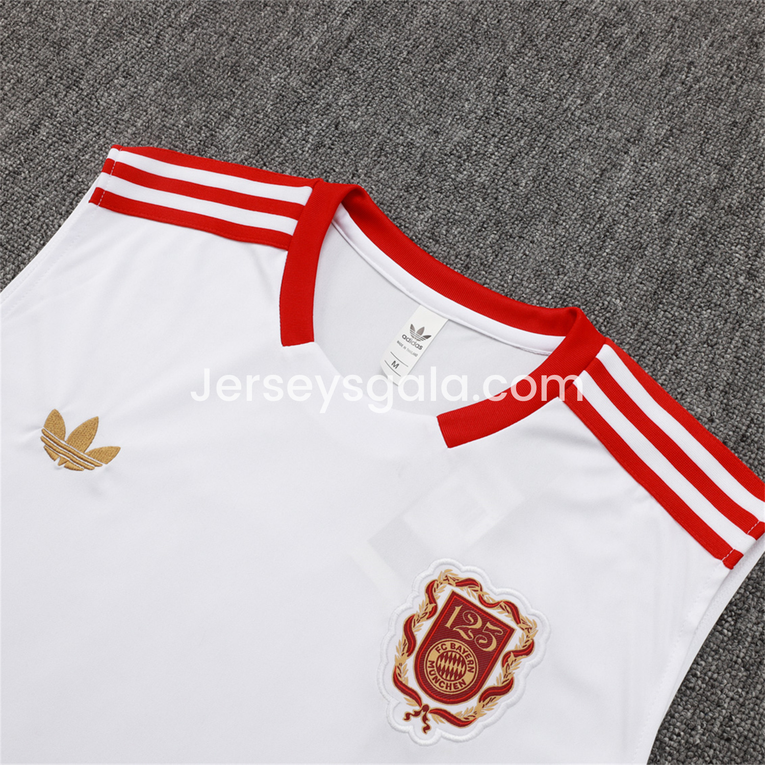 Bayern Munich 2025 125th Anniversary Vest Training Set - White Top and Shorts - SOCCERDEALSHOP