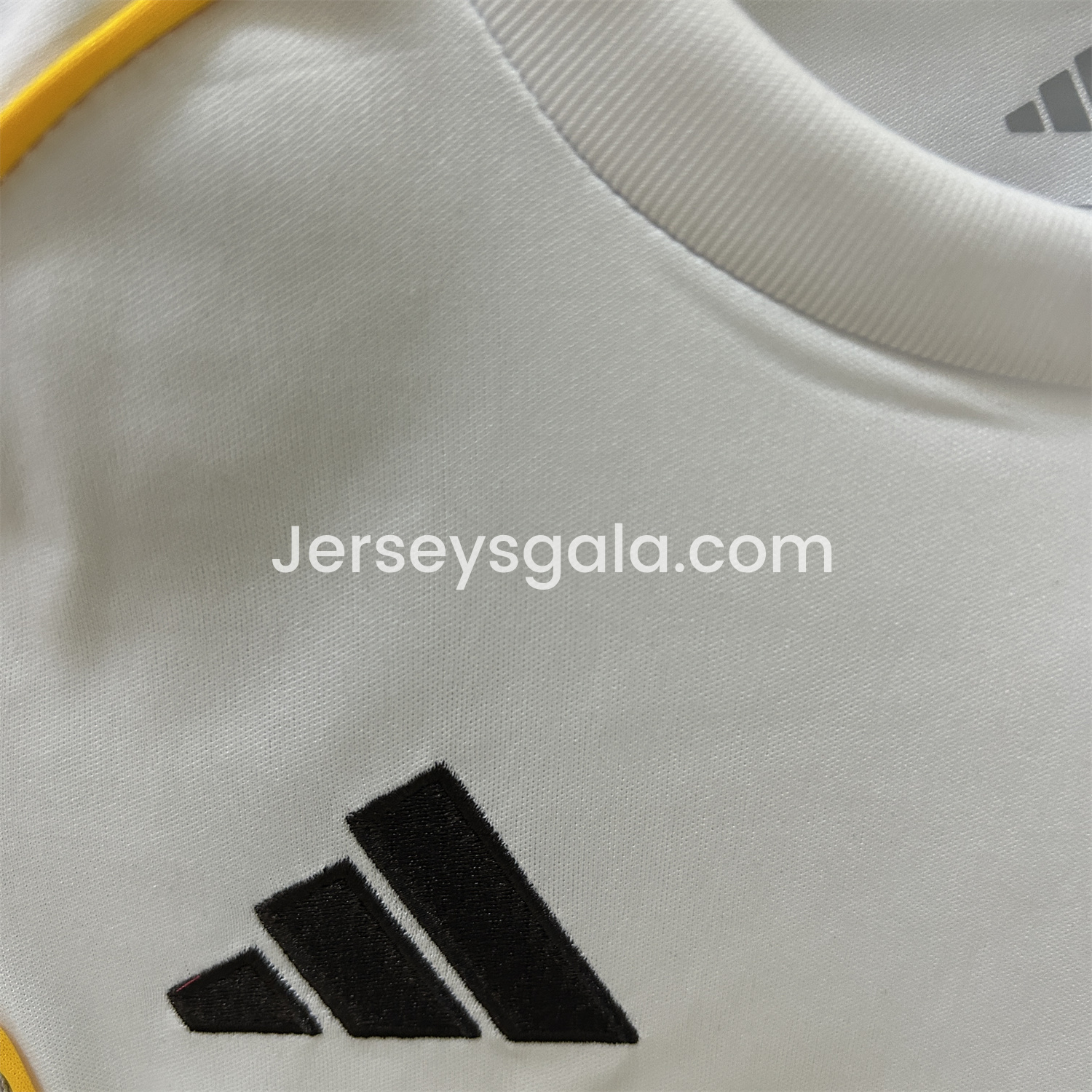 Real Madrid 25-26 Home Kids Kit (Leaked Version) - SOCCERDEALSHOP