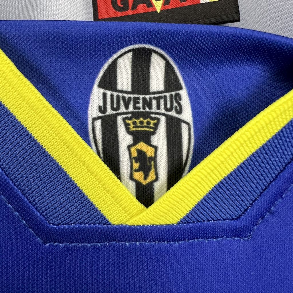 Retro Juventus 1996-97 Away Jersey - SOCCERDEALSHOP