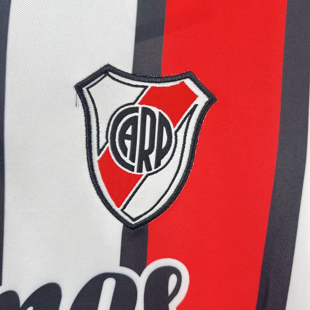 Retro River Plate 1999-00 Third Jersey - SOCCERDEALSHOP