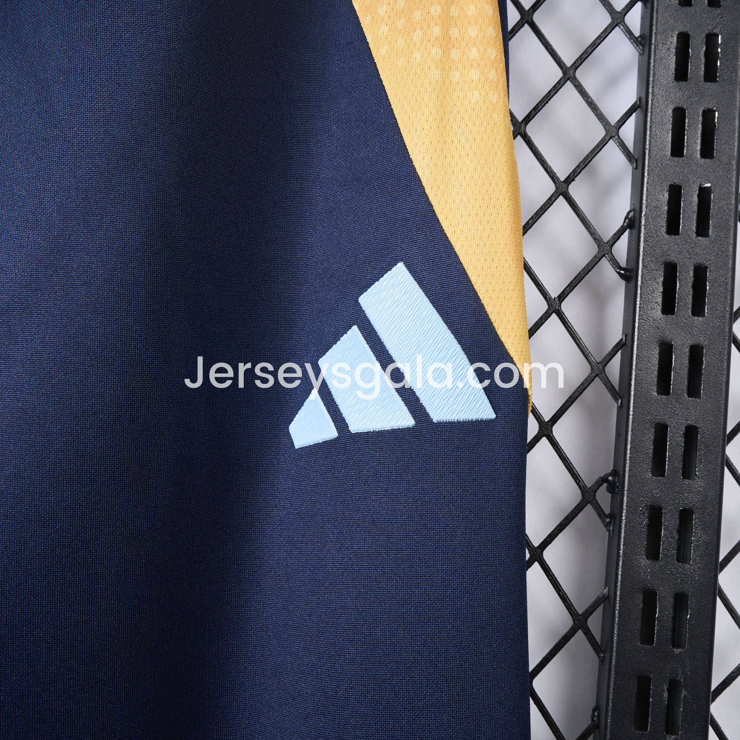 Real Madrid 24-25 Deep Blue Training Pants - Player Version - SOCCERDEALSHOP