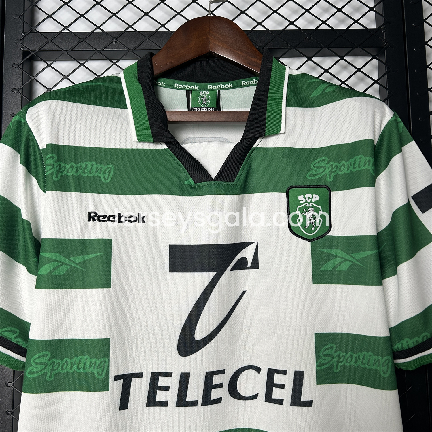 Retro Sporting CP 1999-00 Home Jersey - SOCCERDEALSHOP