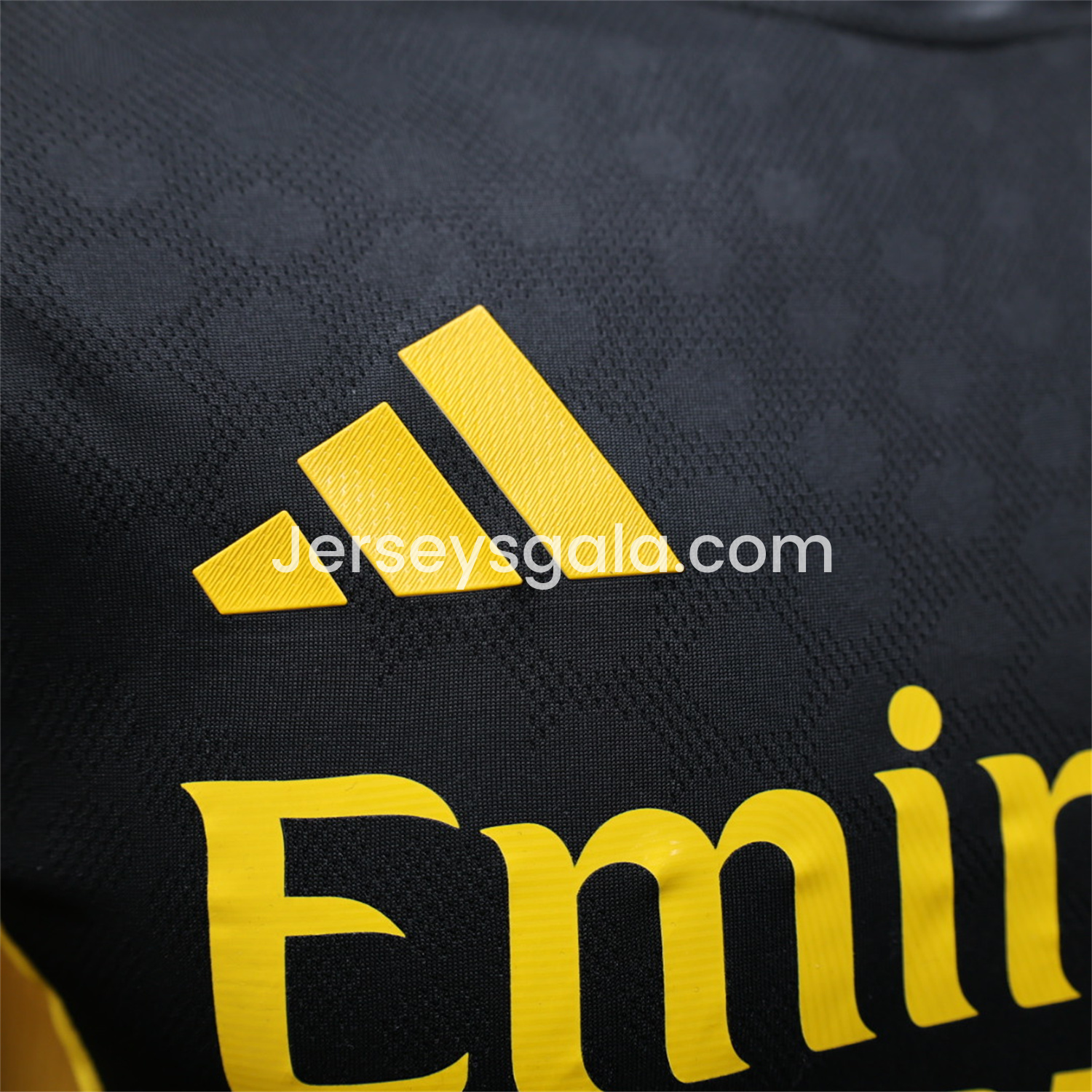 Real Madrid 25-26 Black Gold Special Edition Jersey - Player Version - SOCCERDEALSHOP