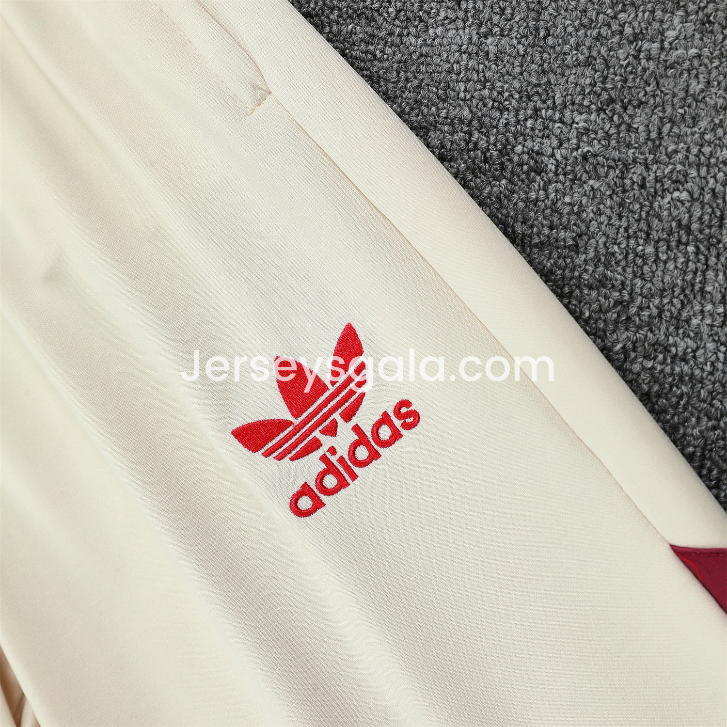 Bayern Munich 24-25 Originals LFSTLR Training Hoodie Set - Beige - SOCCERDEALSHOP