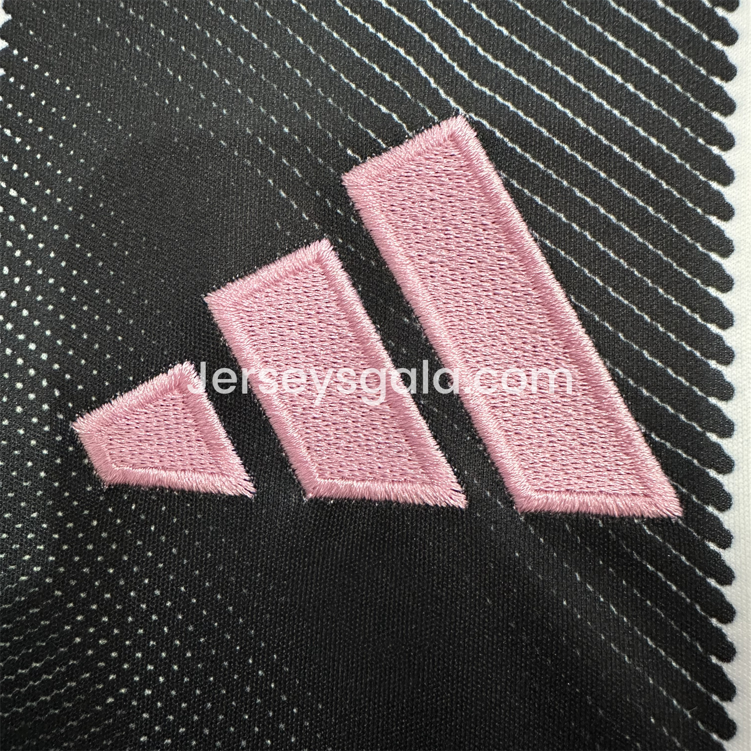 Juventus 25-26 Home Unsponsored Jersey - Fans Version - SOCCERDEALSHOP