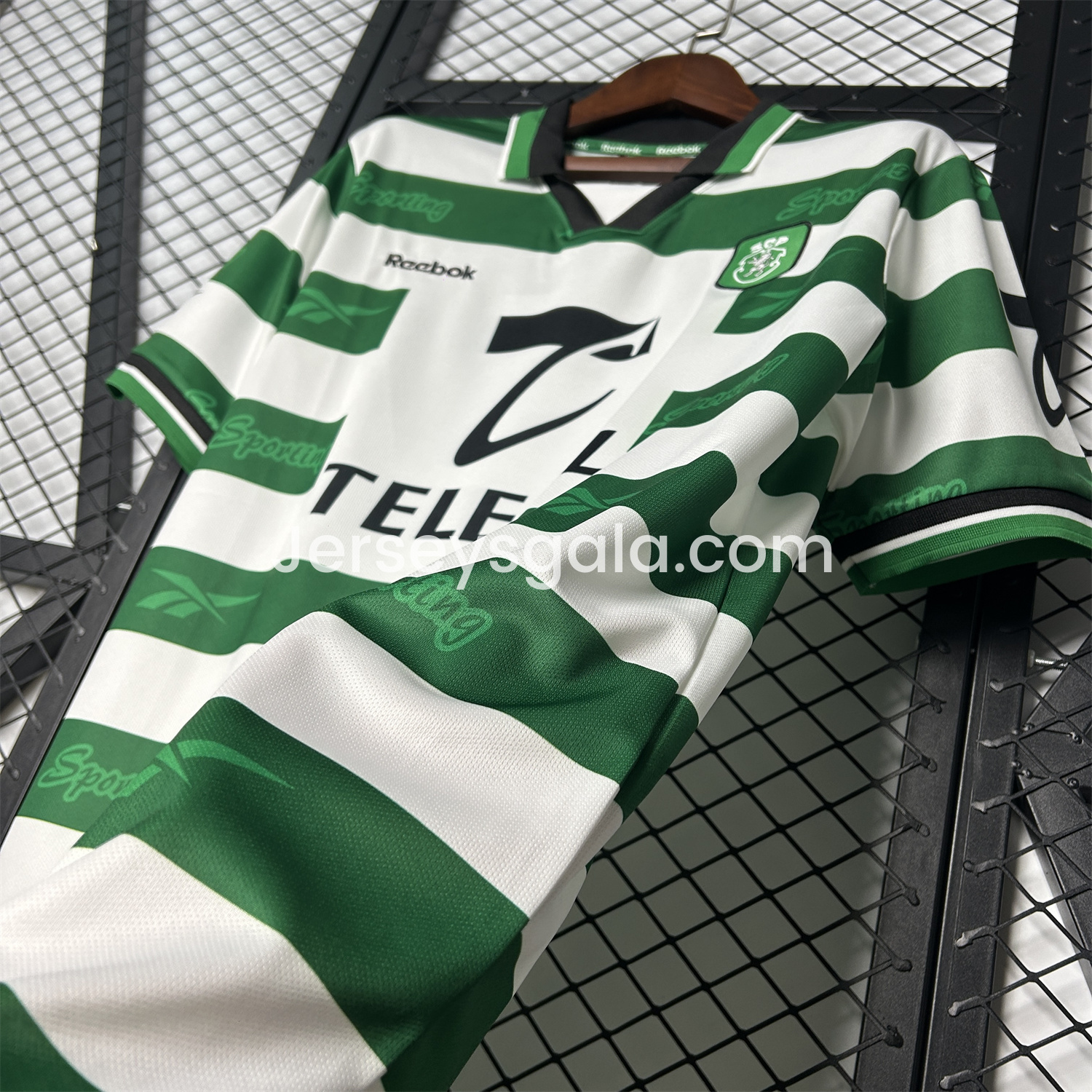Retro Sporting CP 1999-00 Home Jersey - SOCCERDEALSHOP