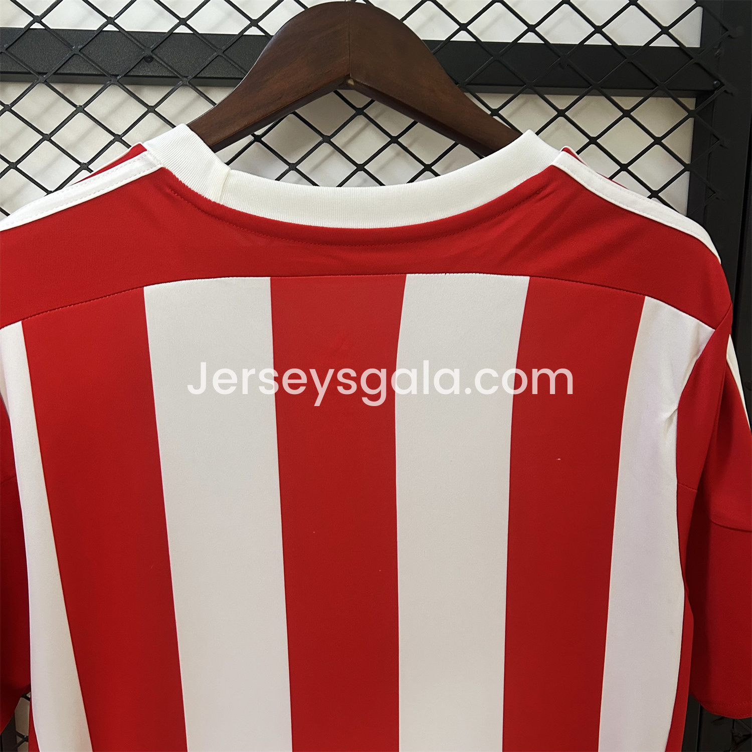 Retro Southampton 2015-16 Home Jersey - SOCCERDEALSHOP