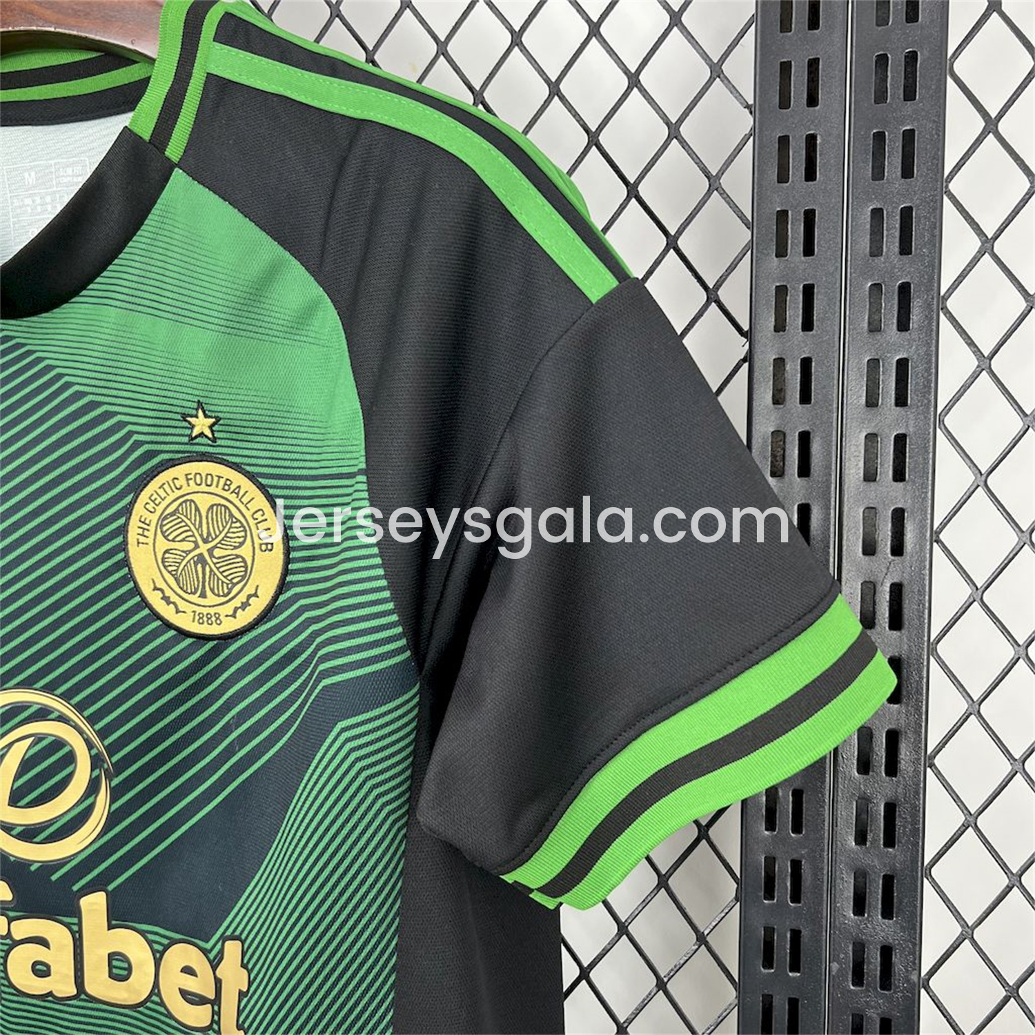 Celtic 25-26 Green Lines Special Edition Jersey - Fans Version - SOCCERDEALSHOP