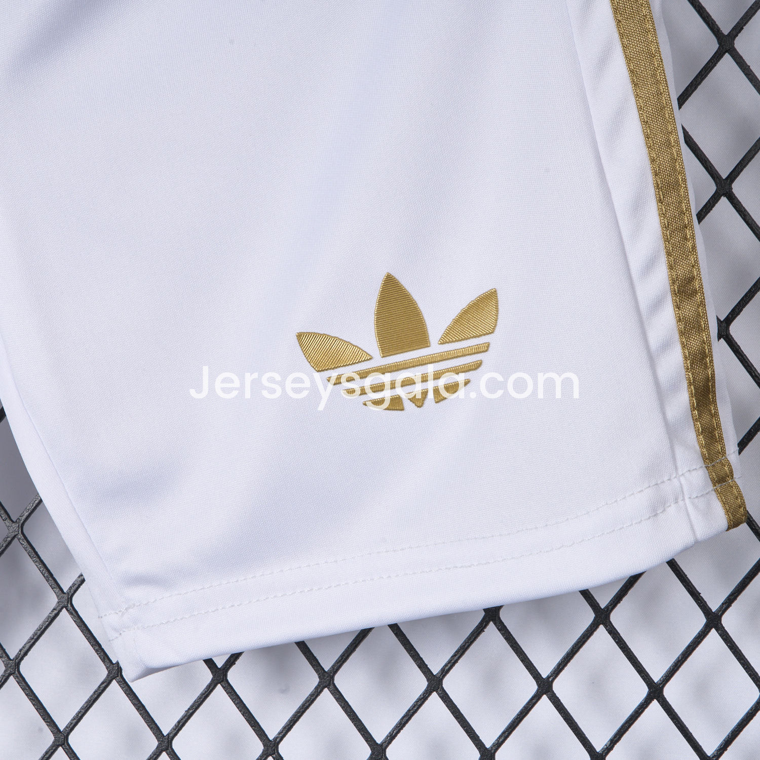 Bayern Munich 2025 White 125th Anniversary Shorts - Fans Version - SOCCERDEALSHOP