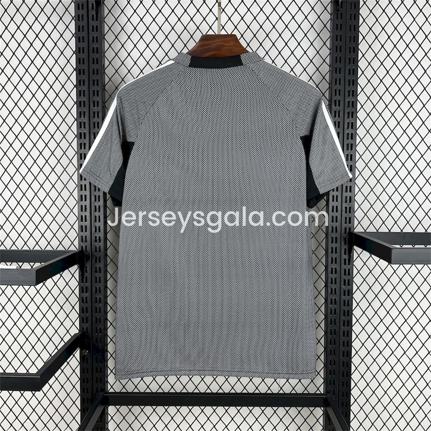 Retro Real Madrid 2002-03 Grey Goalkeeper Jersey - SOCCERDEALSHOP
