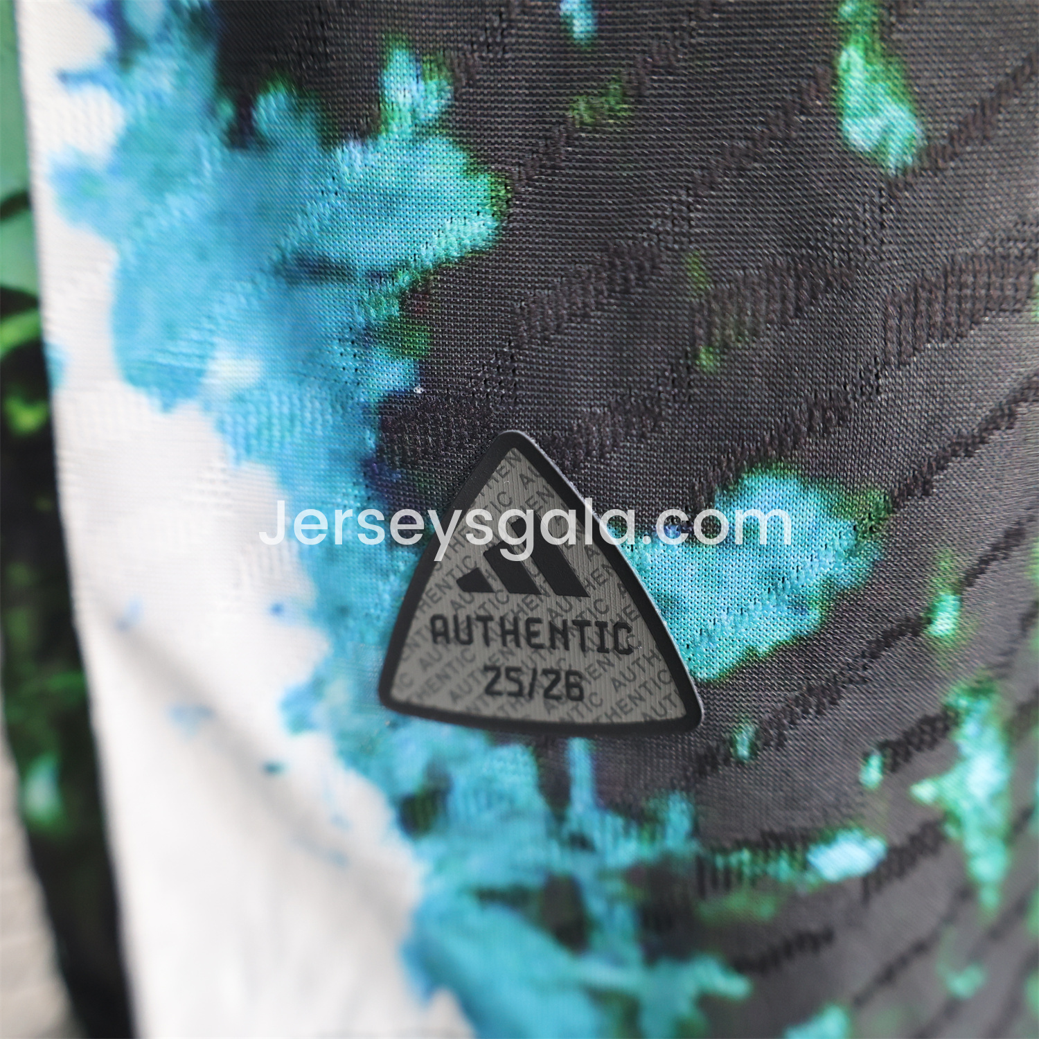 Real Madrid 25-26 Green & Black Special Edition Jersey - Player Version - SOCCERDEALSHOP